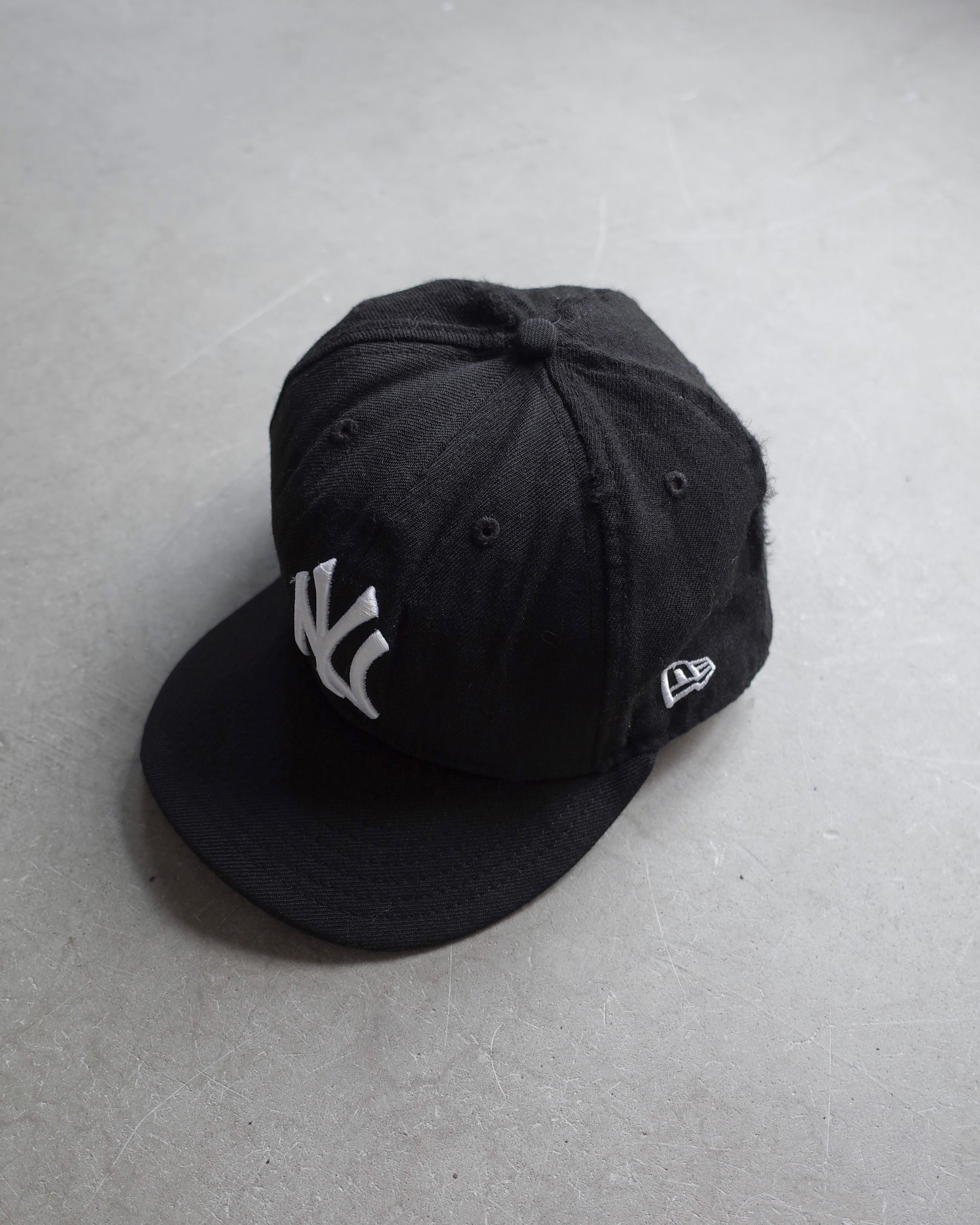 Used / NEWERA CAP