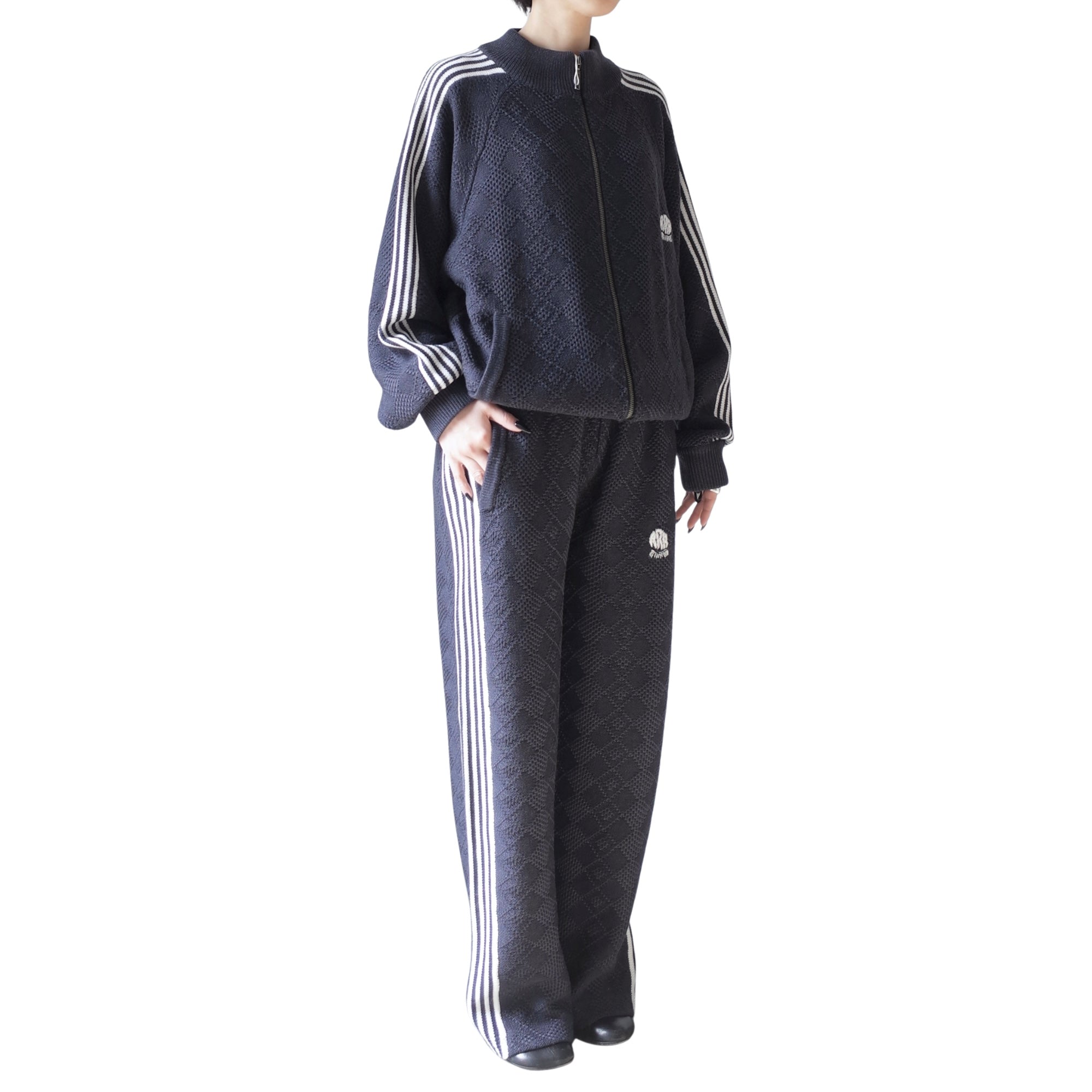 KNITTED TRAINING PANT