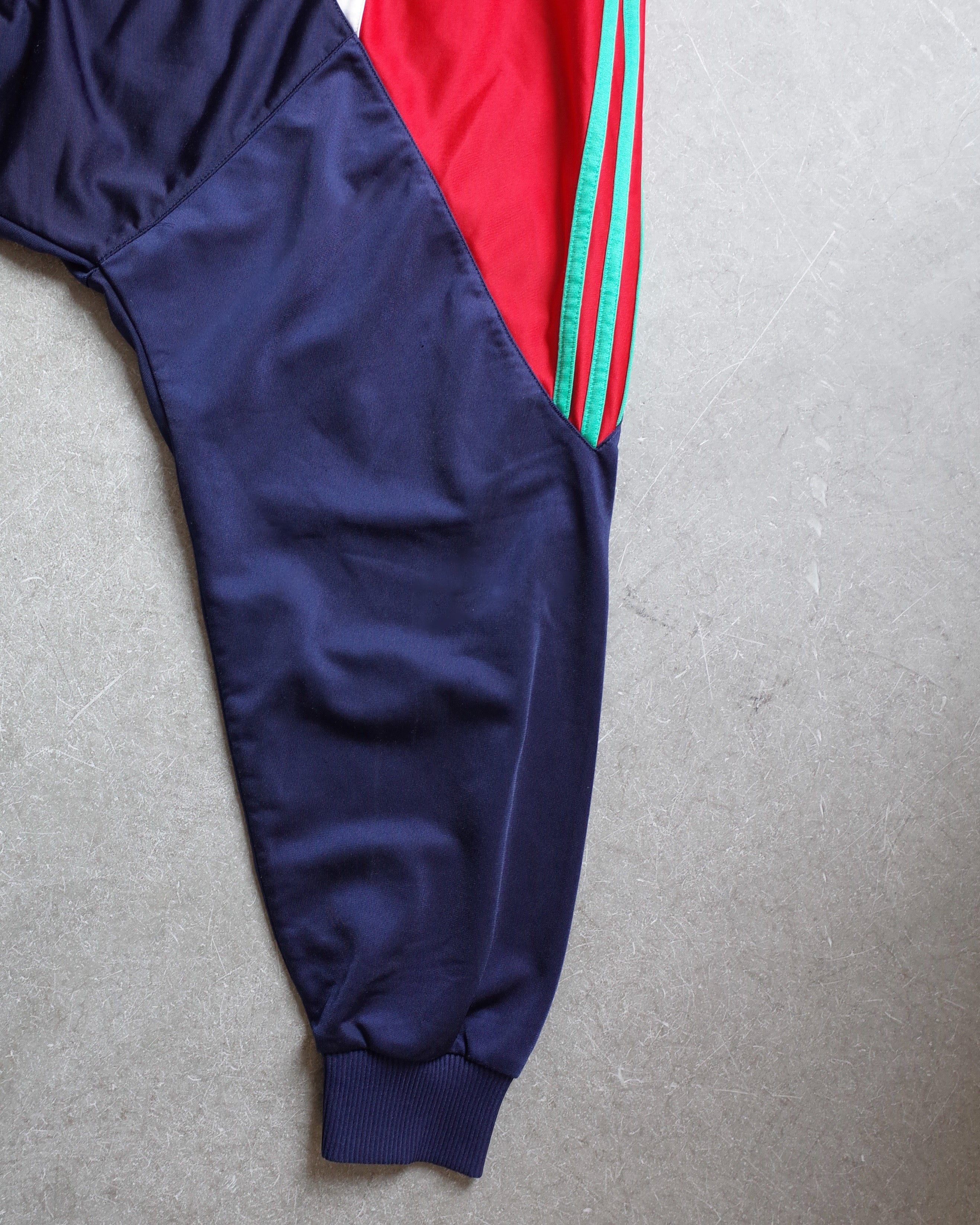 ★Used / 90s adidas TRACK JACKET