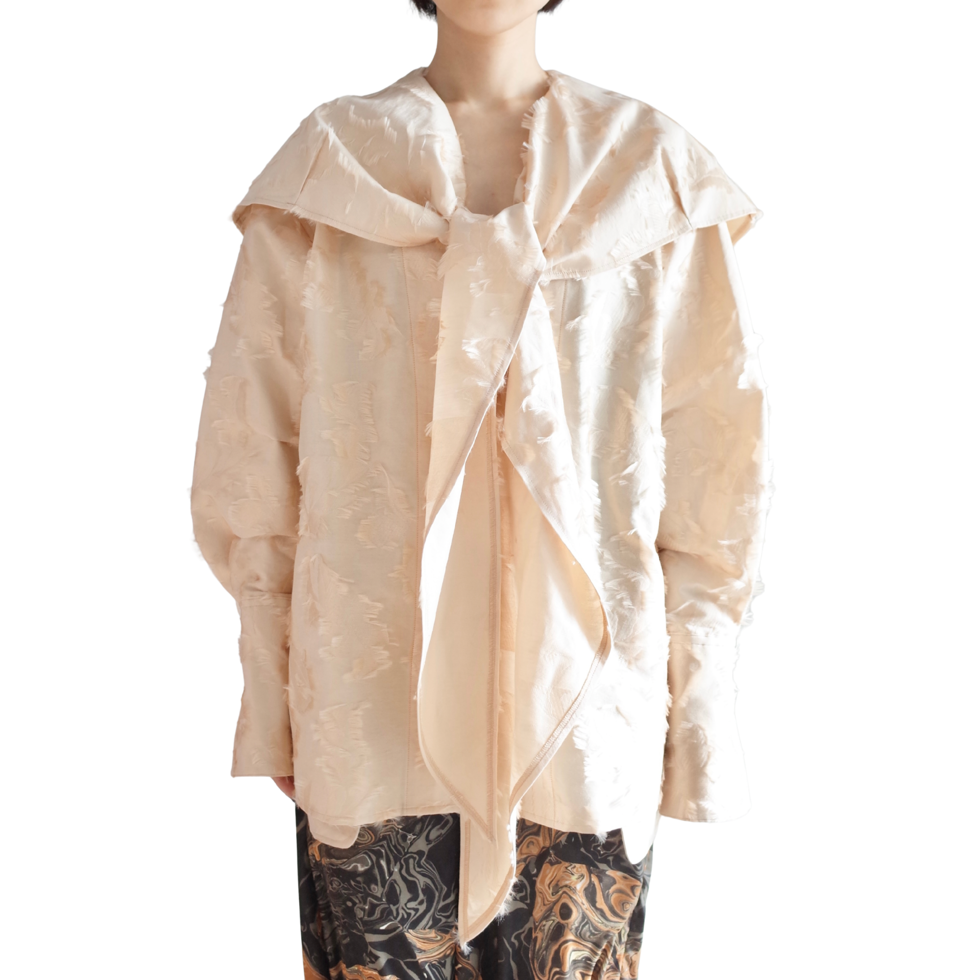 JACQUARD LEAF COLLAR BLOUSE