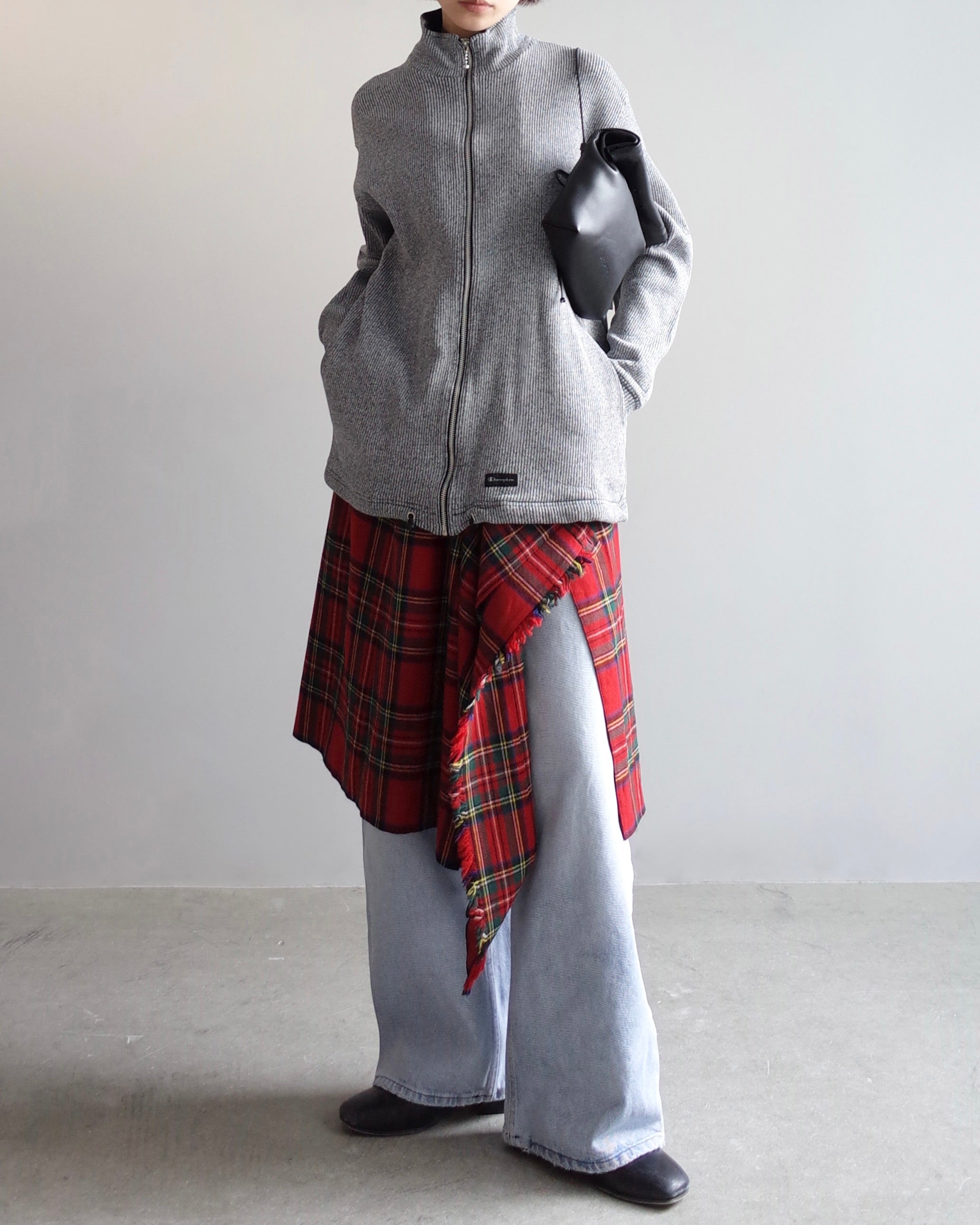 Used / champion ZIP TOPS