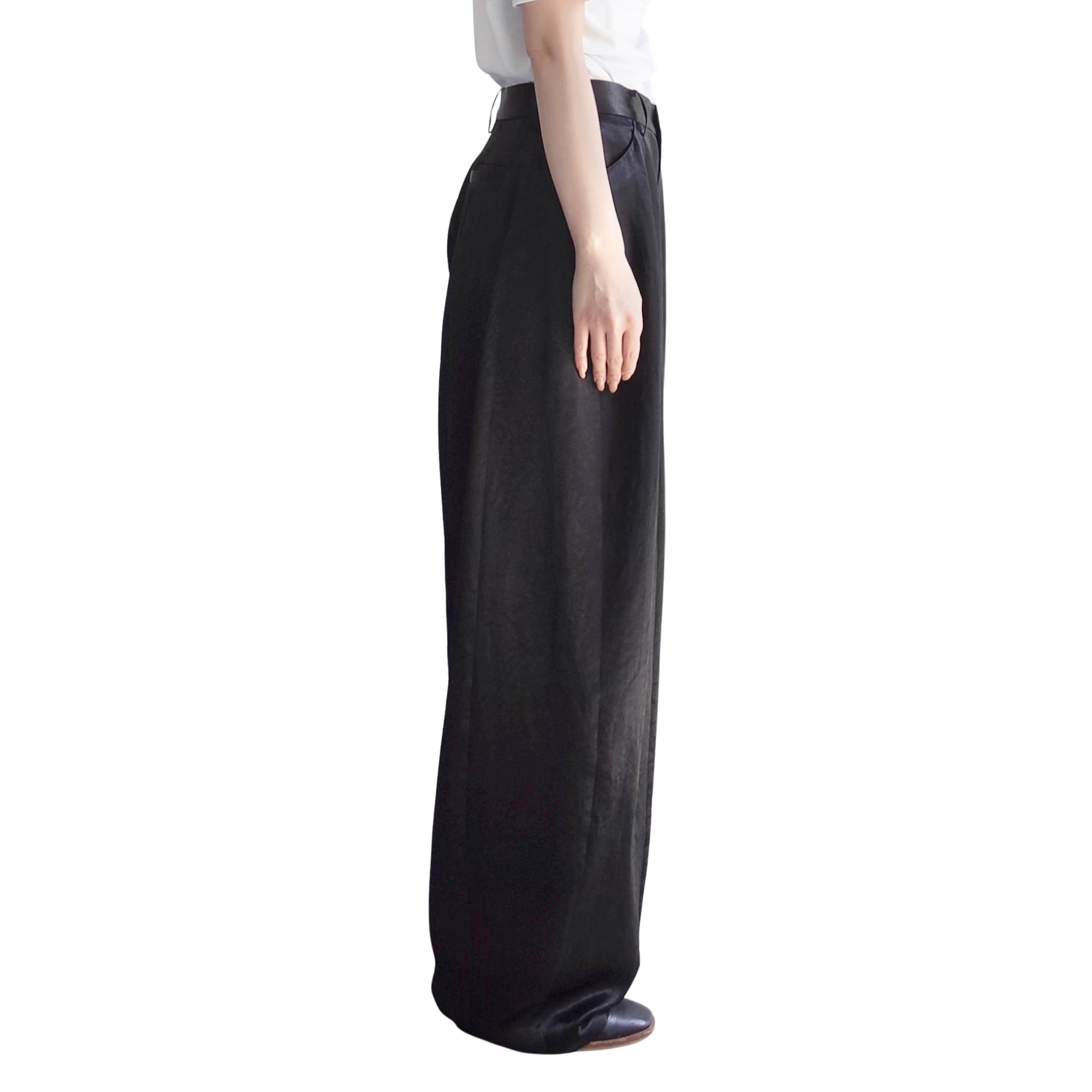 SWITCHING BARREL TROUSERS