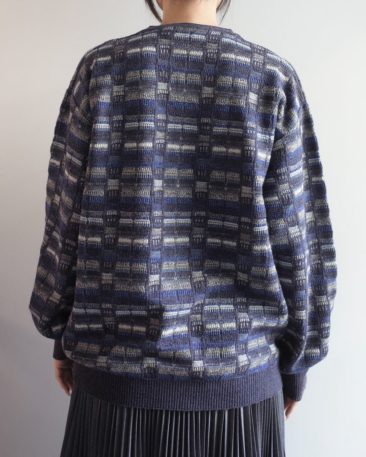 Used / VNECK CARDIGAN