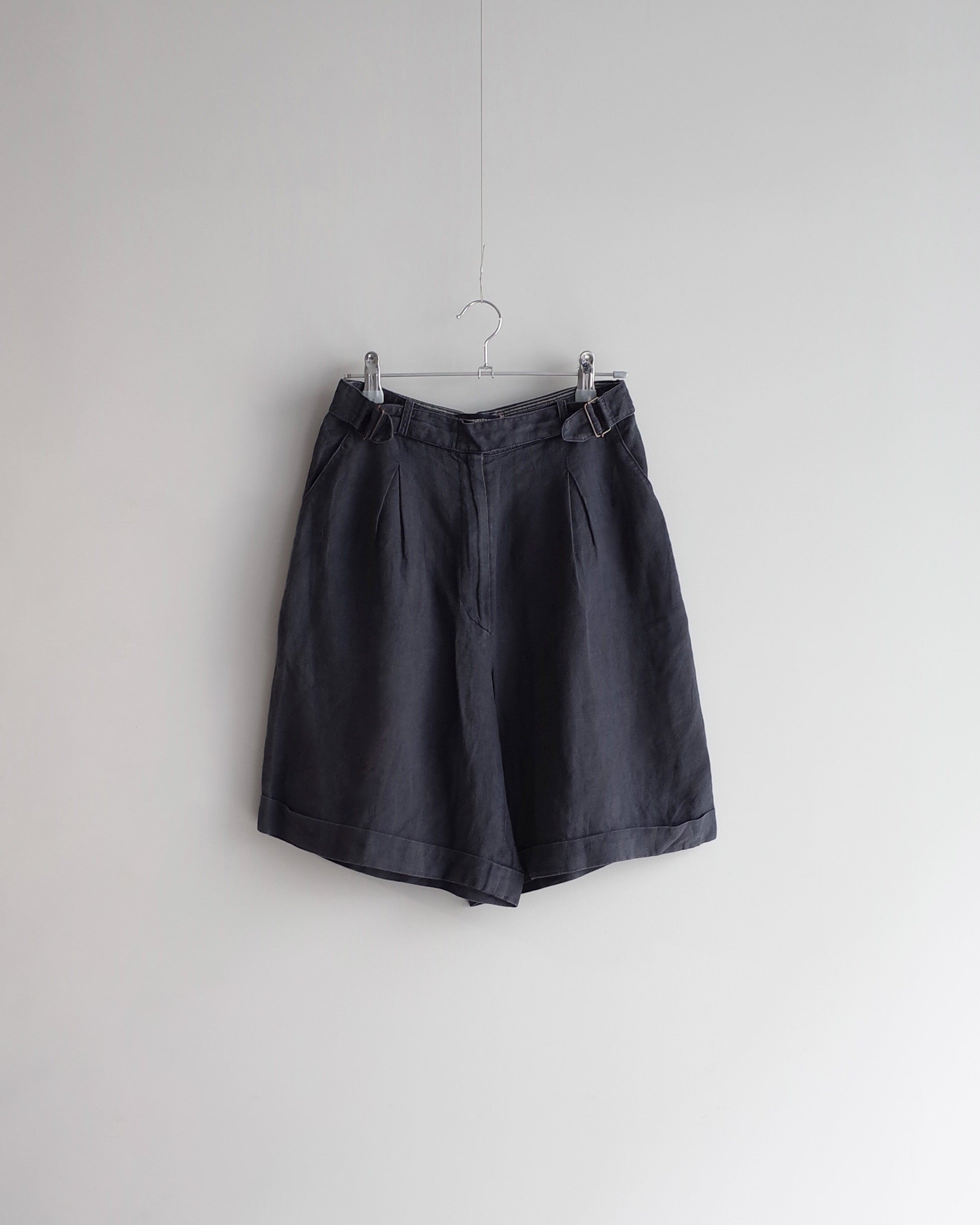 Used / ARMANI JEANS LINEN GURKHA SHORTS