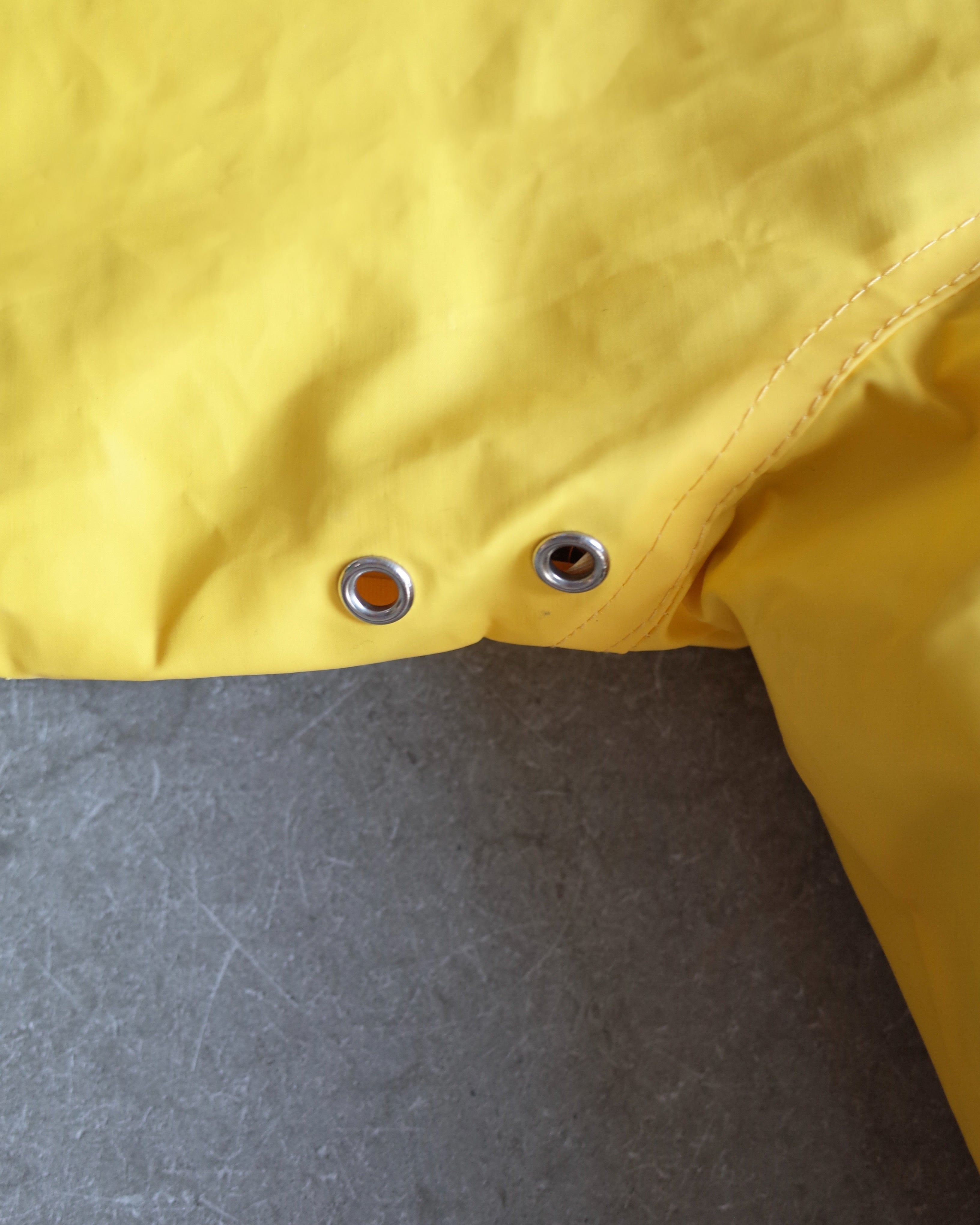 Used / RAIN COAT