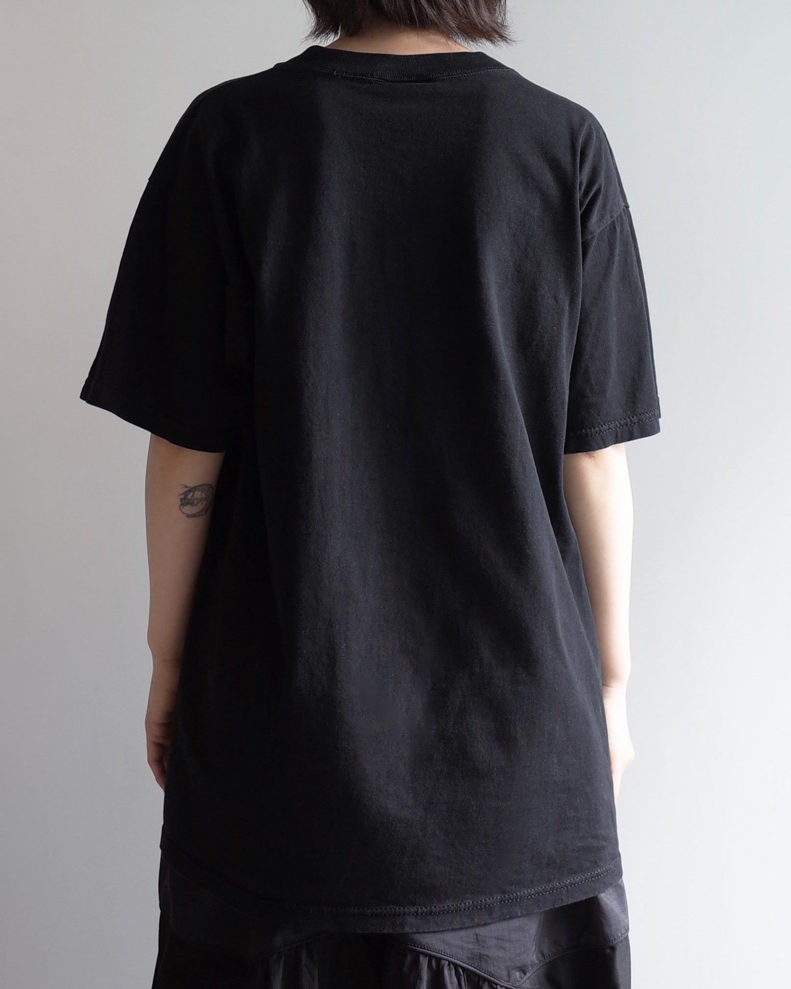 Used / T-SHIRT