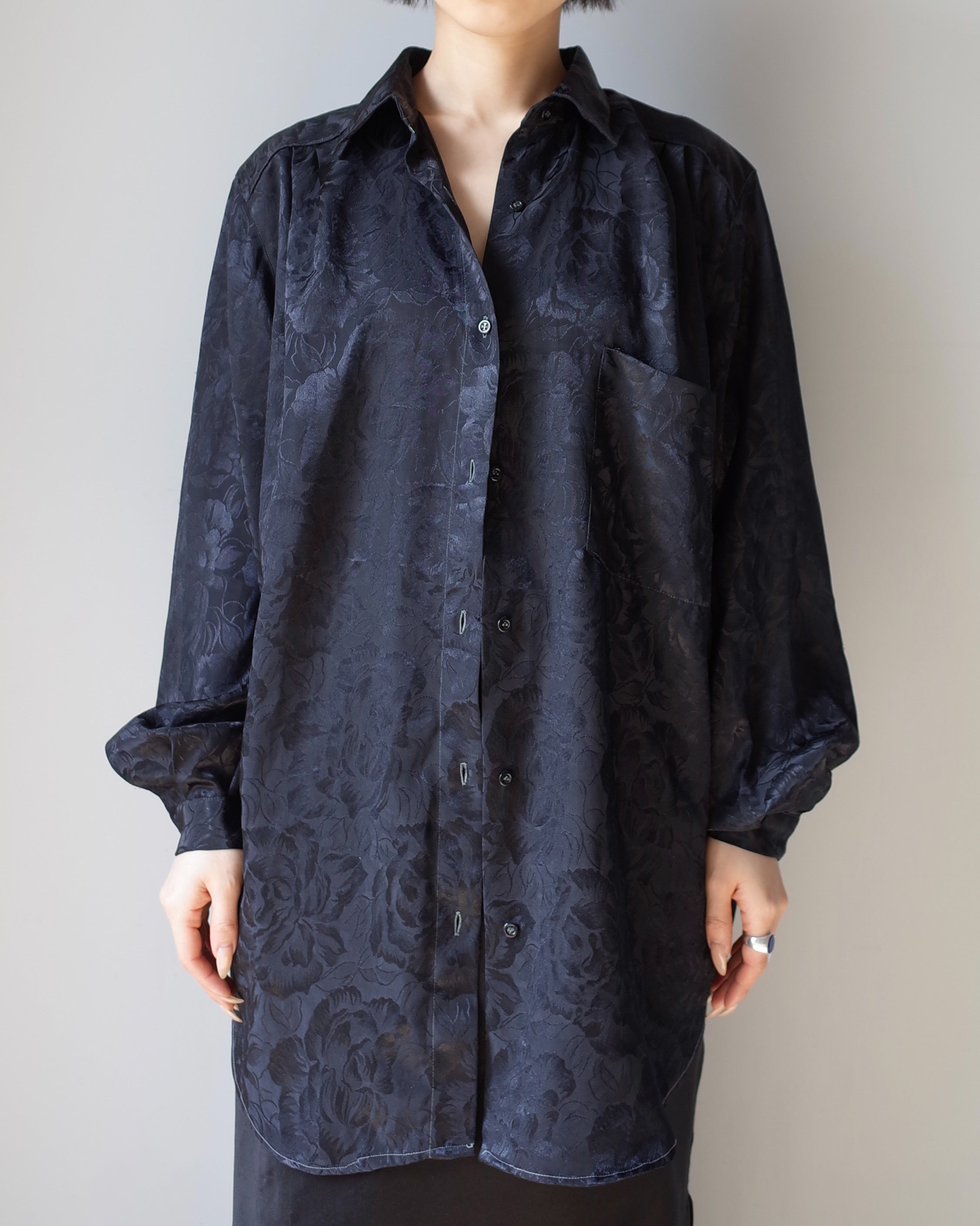 Used / BUTTON DOWN SHIRT