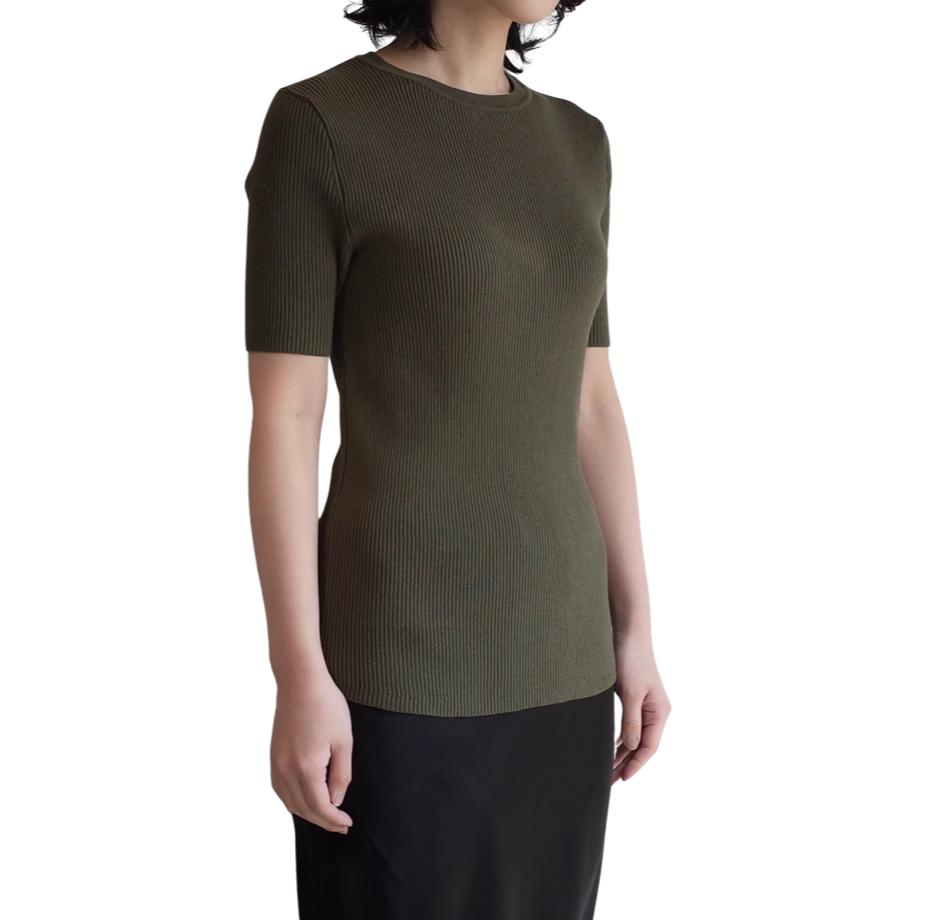 BASIC RIBBED SHORT SLEEVE PULLOVER