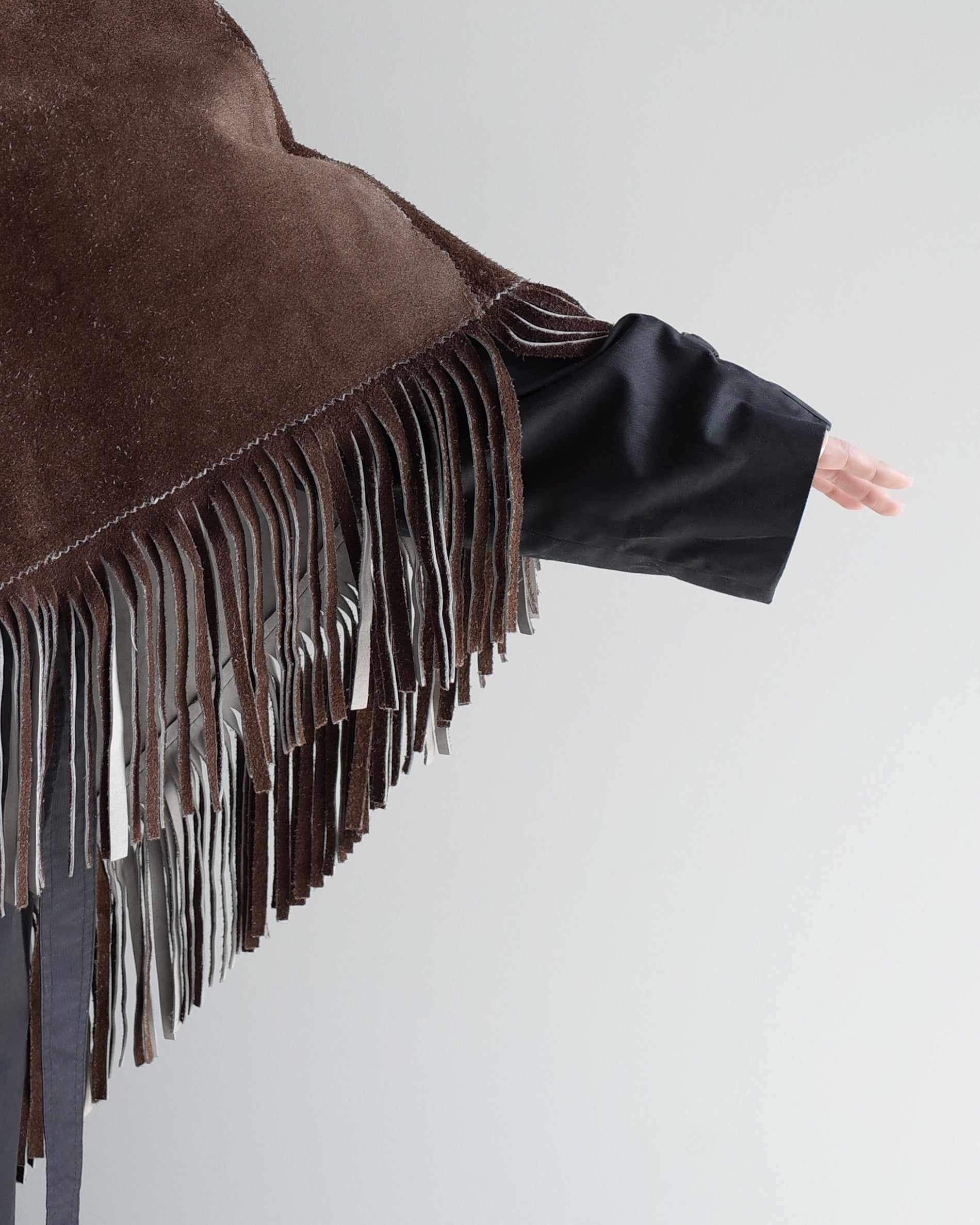 Used / LEATHER PONCHO