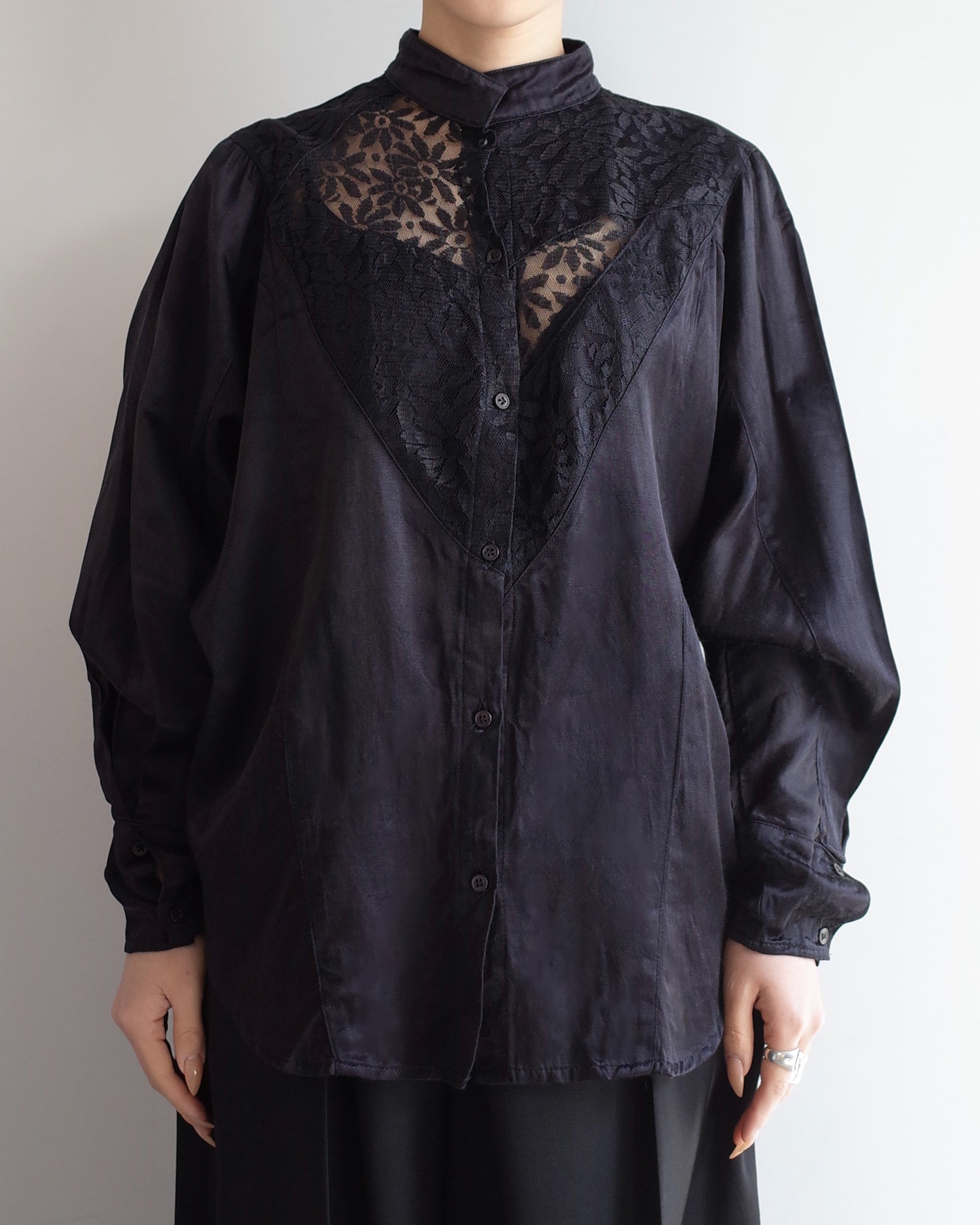 Used / RACE DOCKING BLOUSE