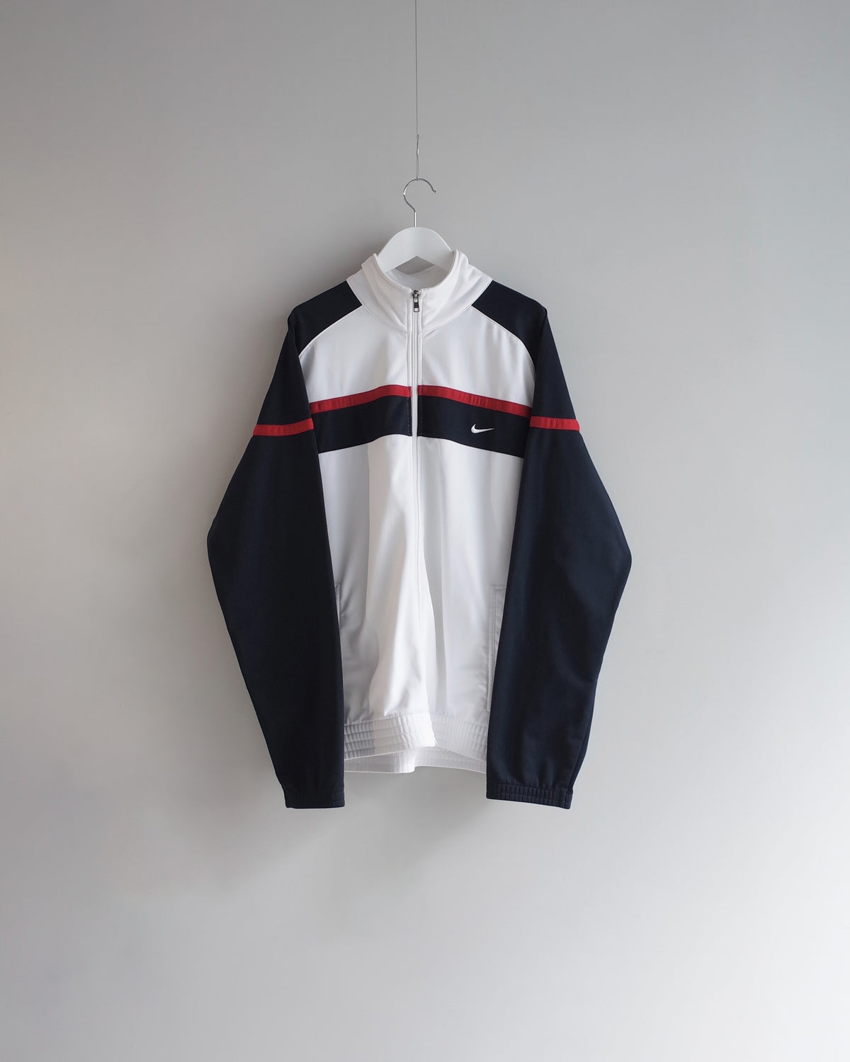 Used / NIKE TRACK JACKET