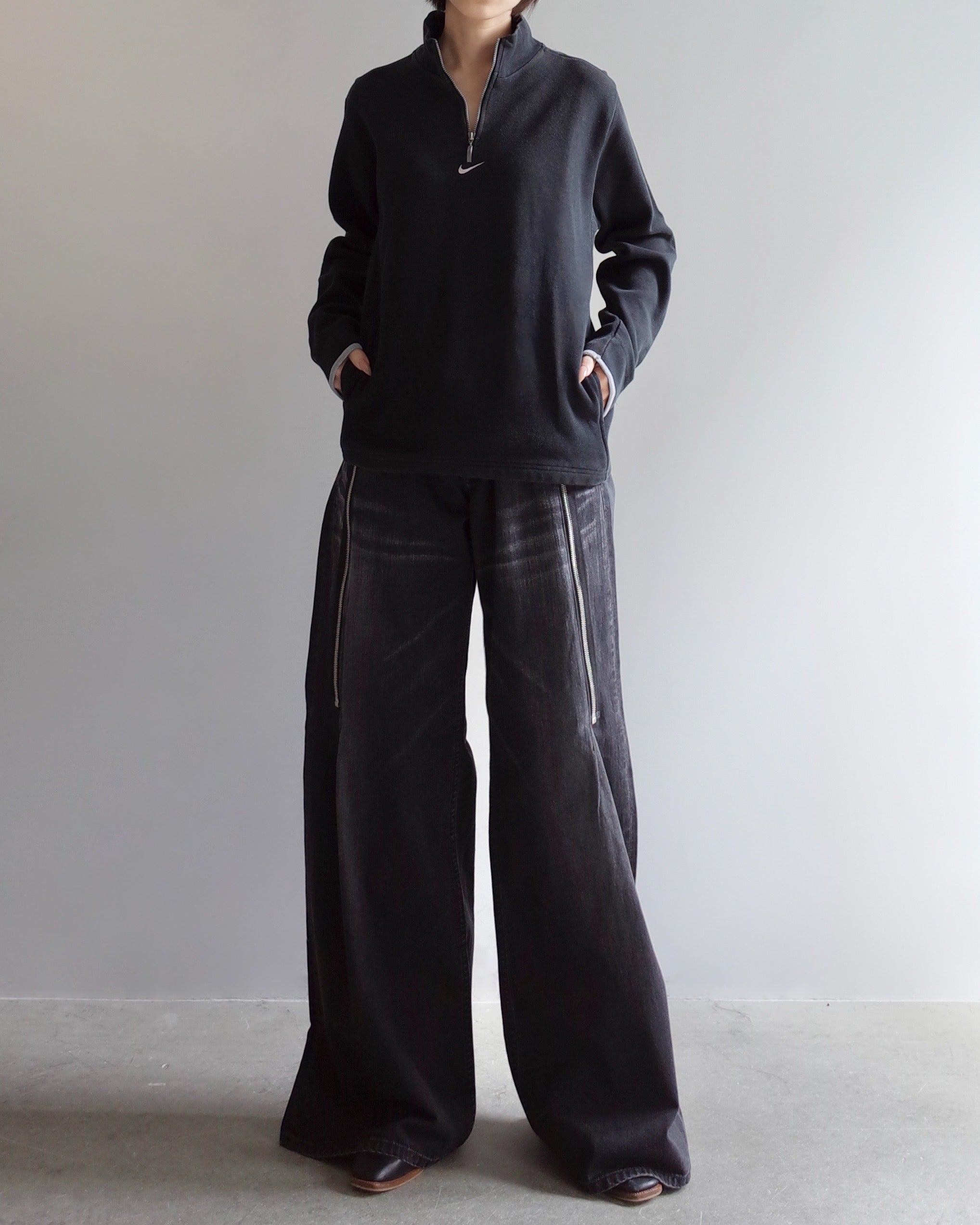 Used / NIKE HALFZIP SWEAT SHIRT