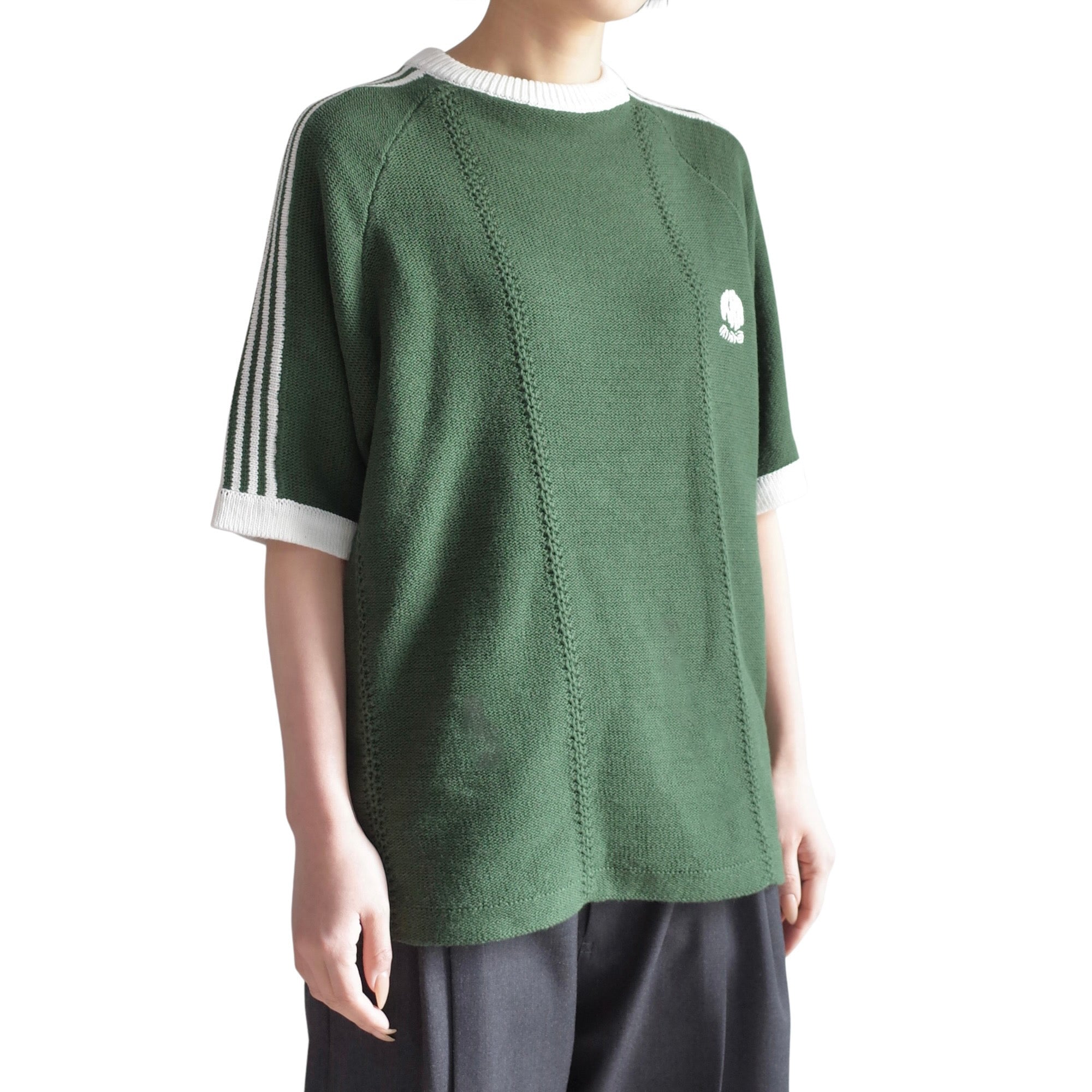 KNITTED TRAINING T-SHIRT