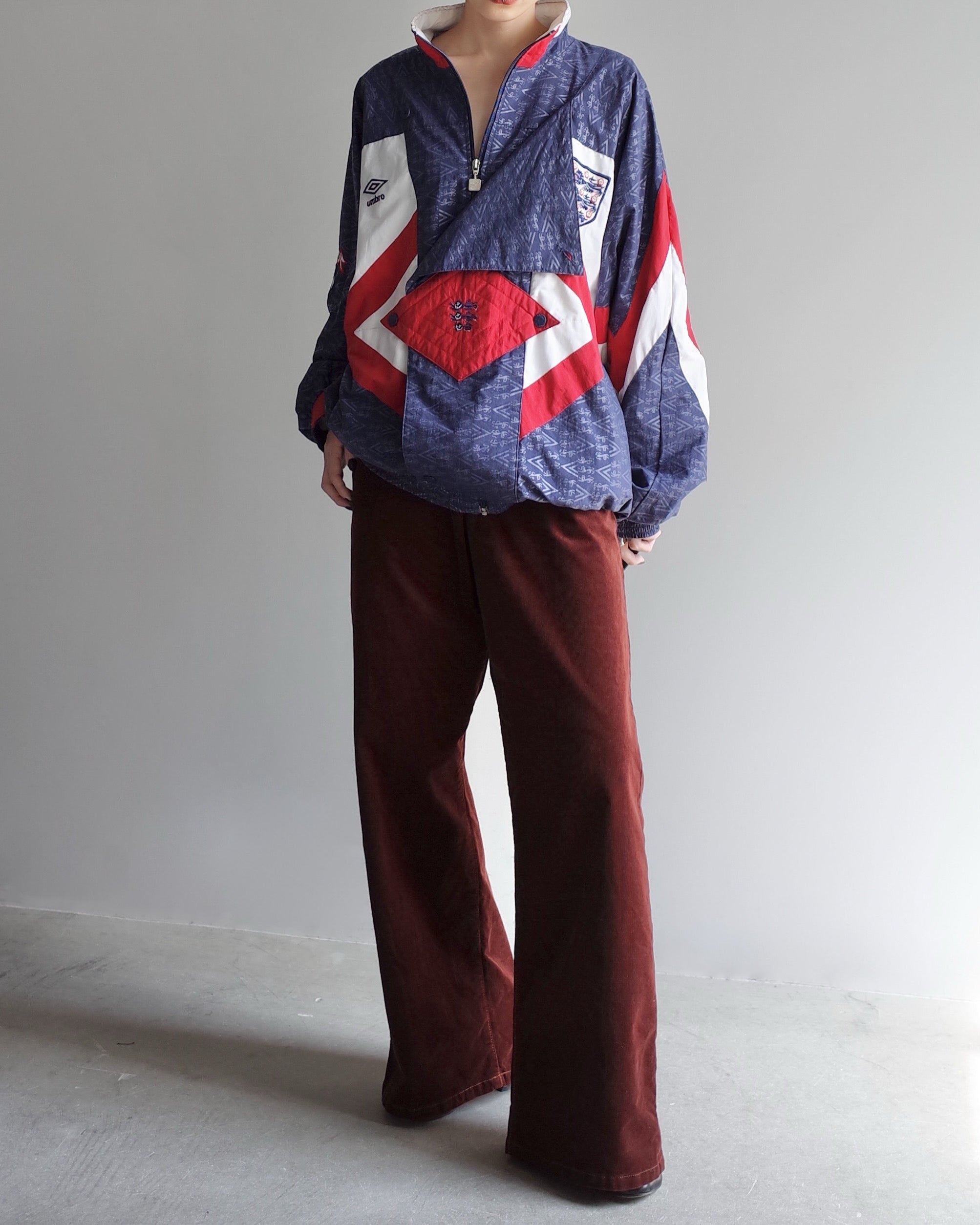 Used / unbro NYLON JACKET