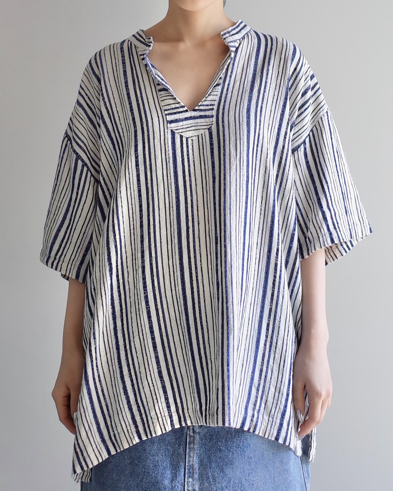 Used / HALF SLEEVE SHIRT