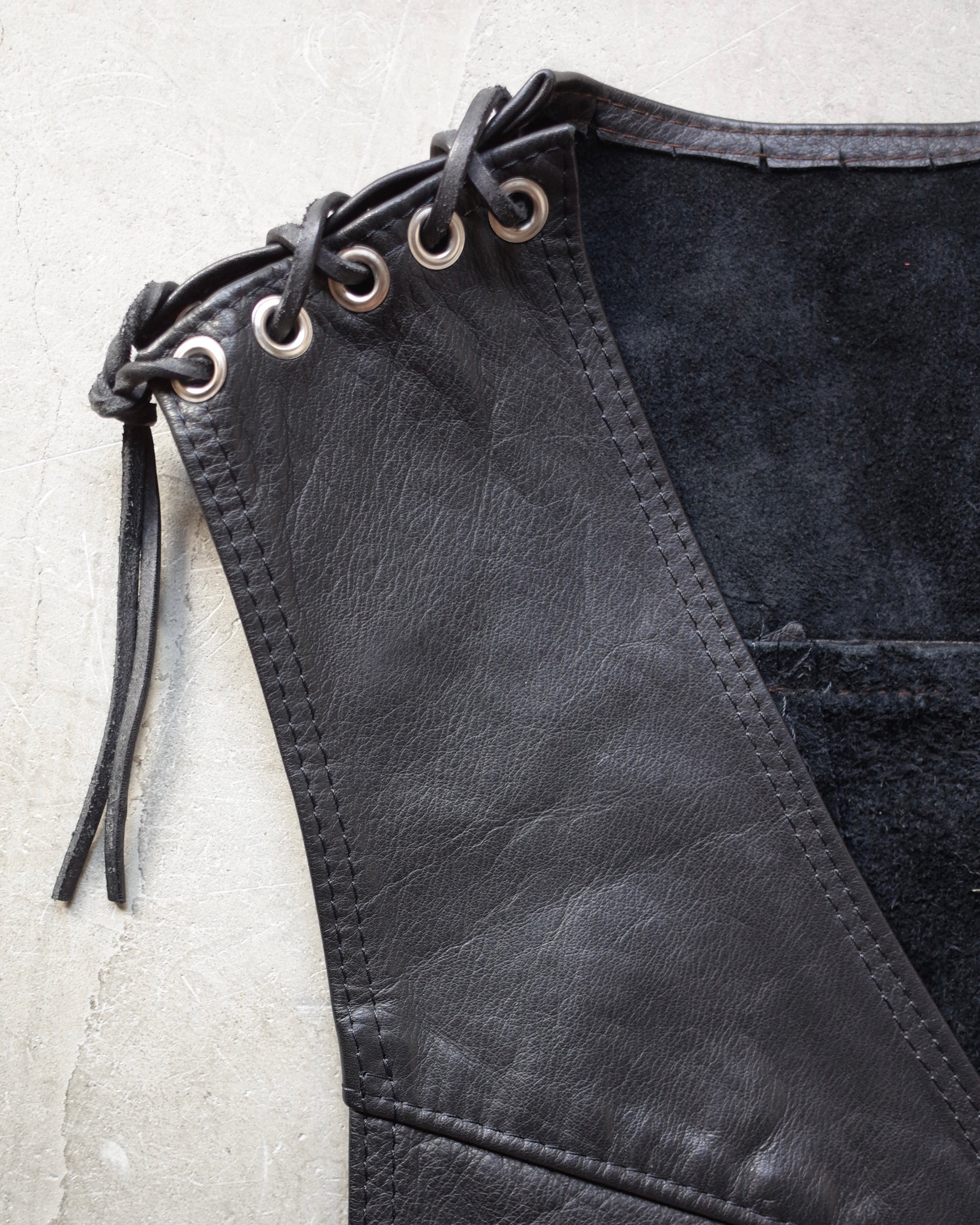 Used / RACE UP LEATHER VEST