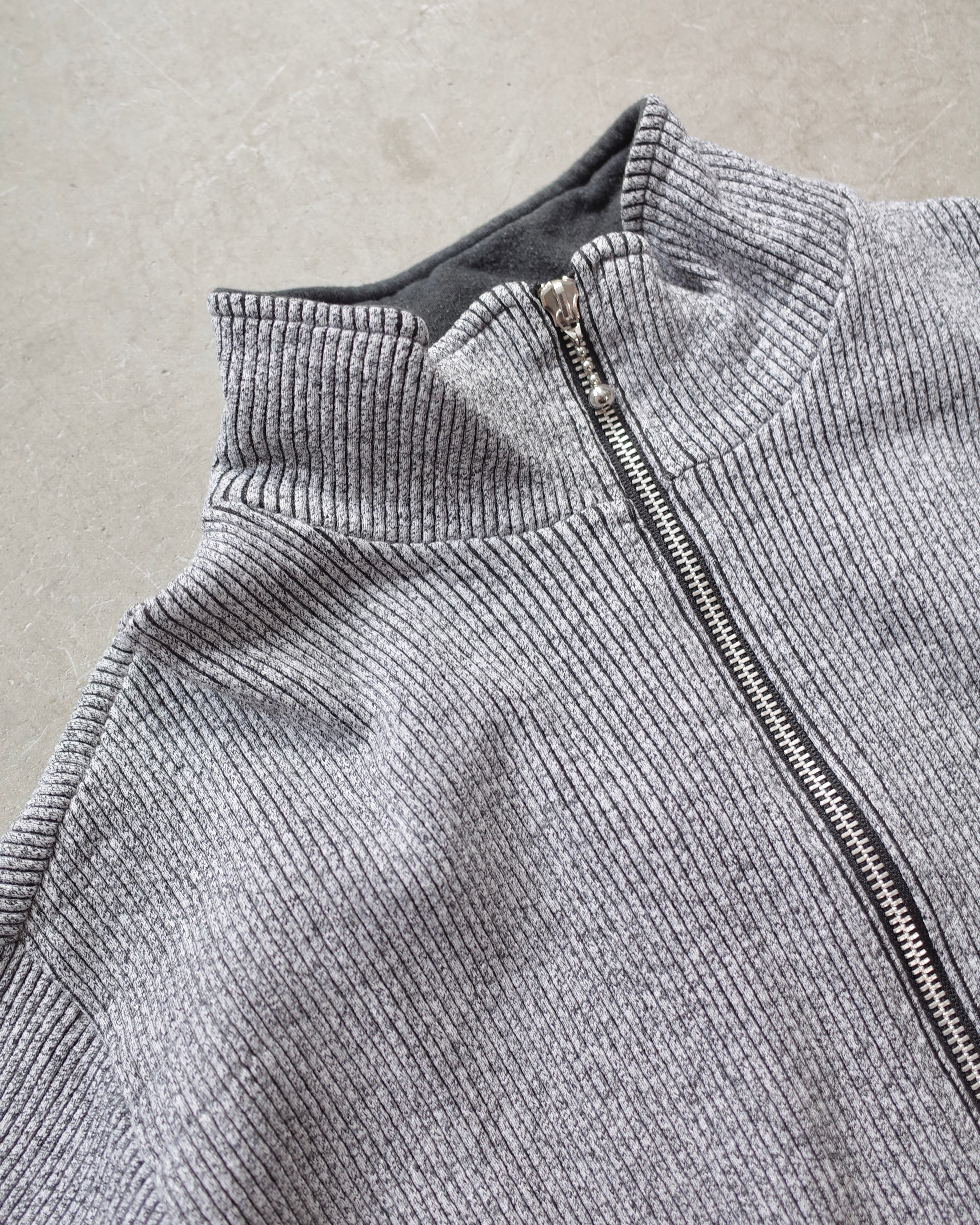 Used / champion ZIP TOPS