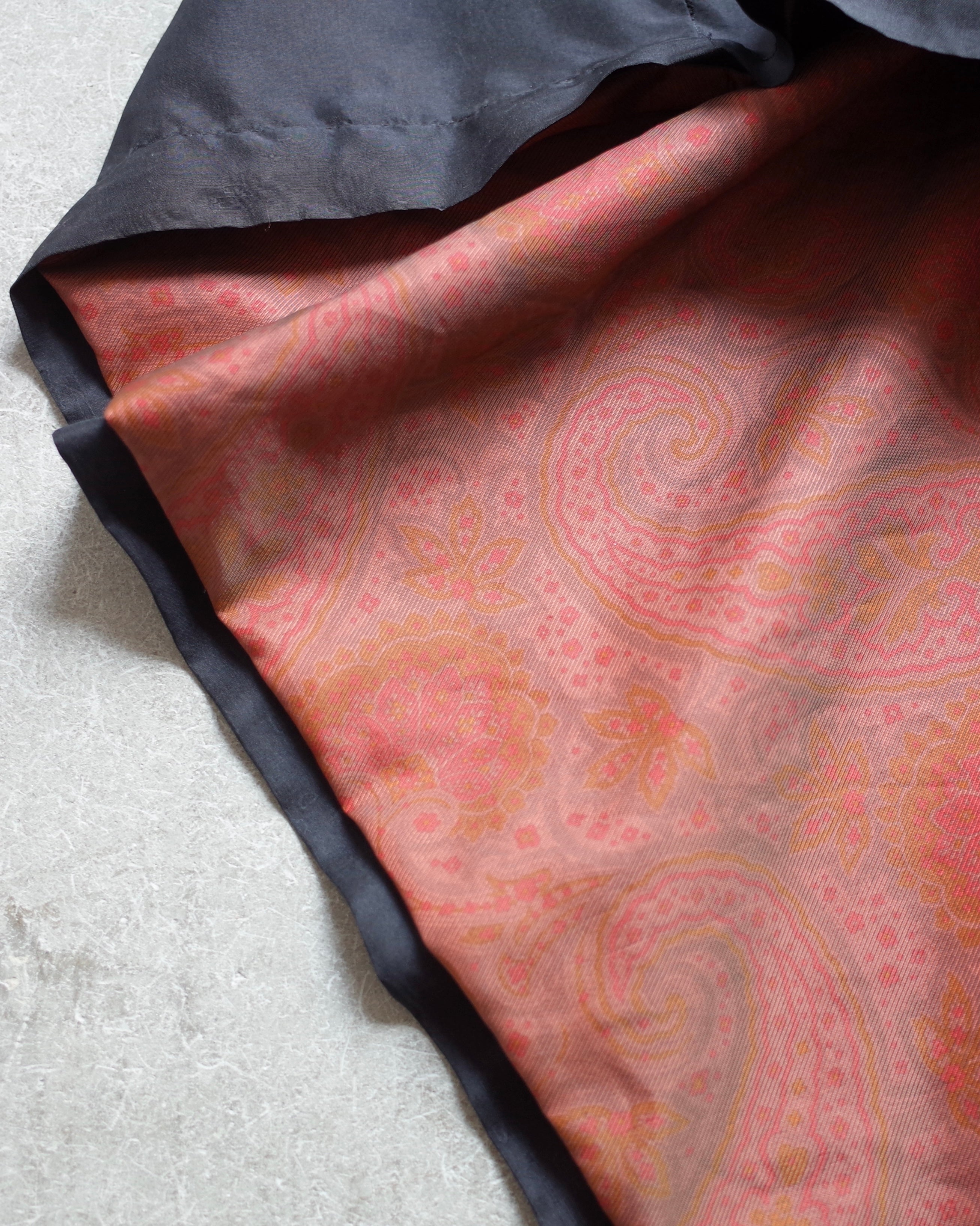Used / SILK BLOUSON