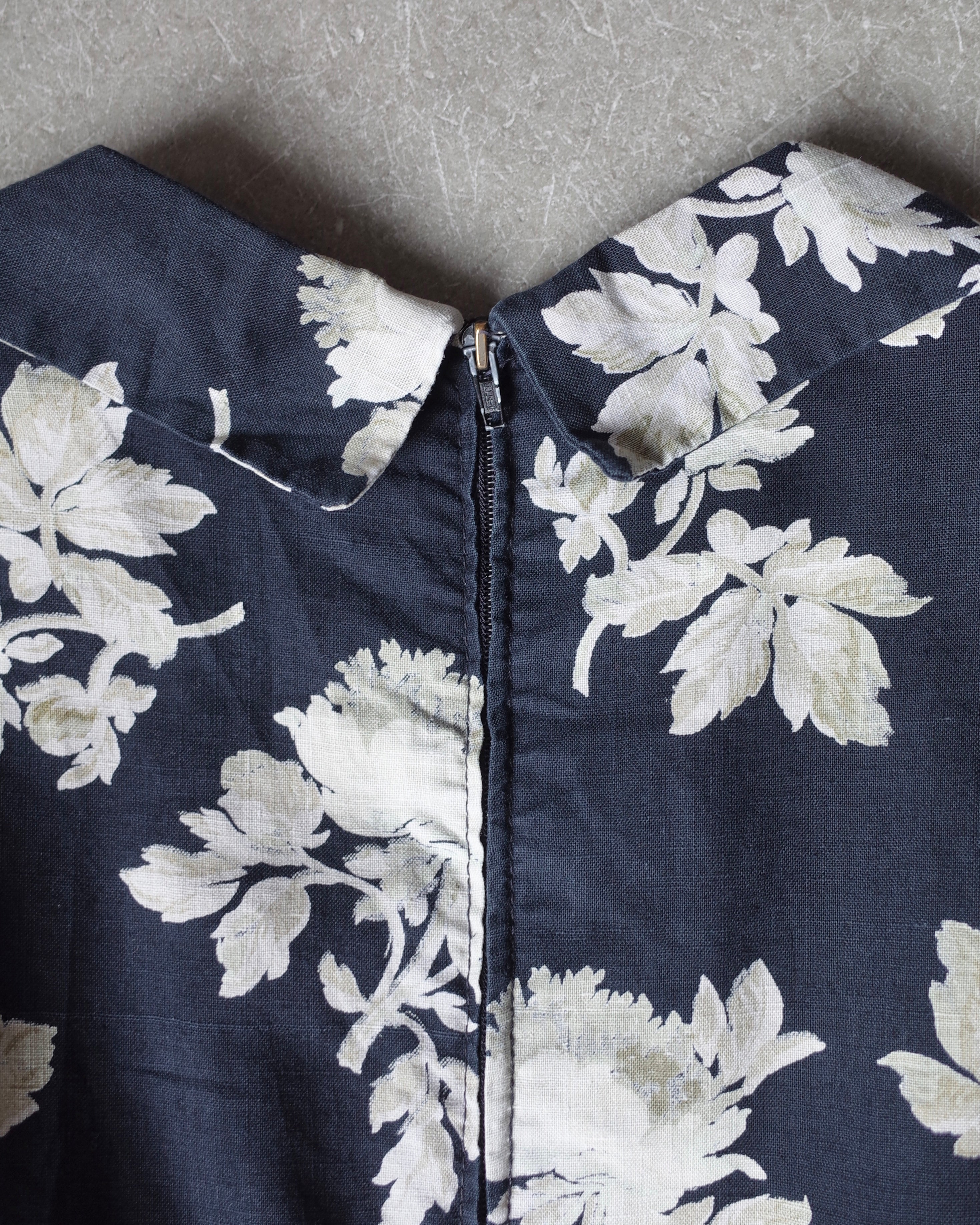 Used / HANDMADE SLEEVELESS ONEPIECE