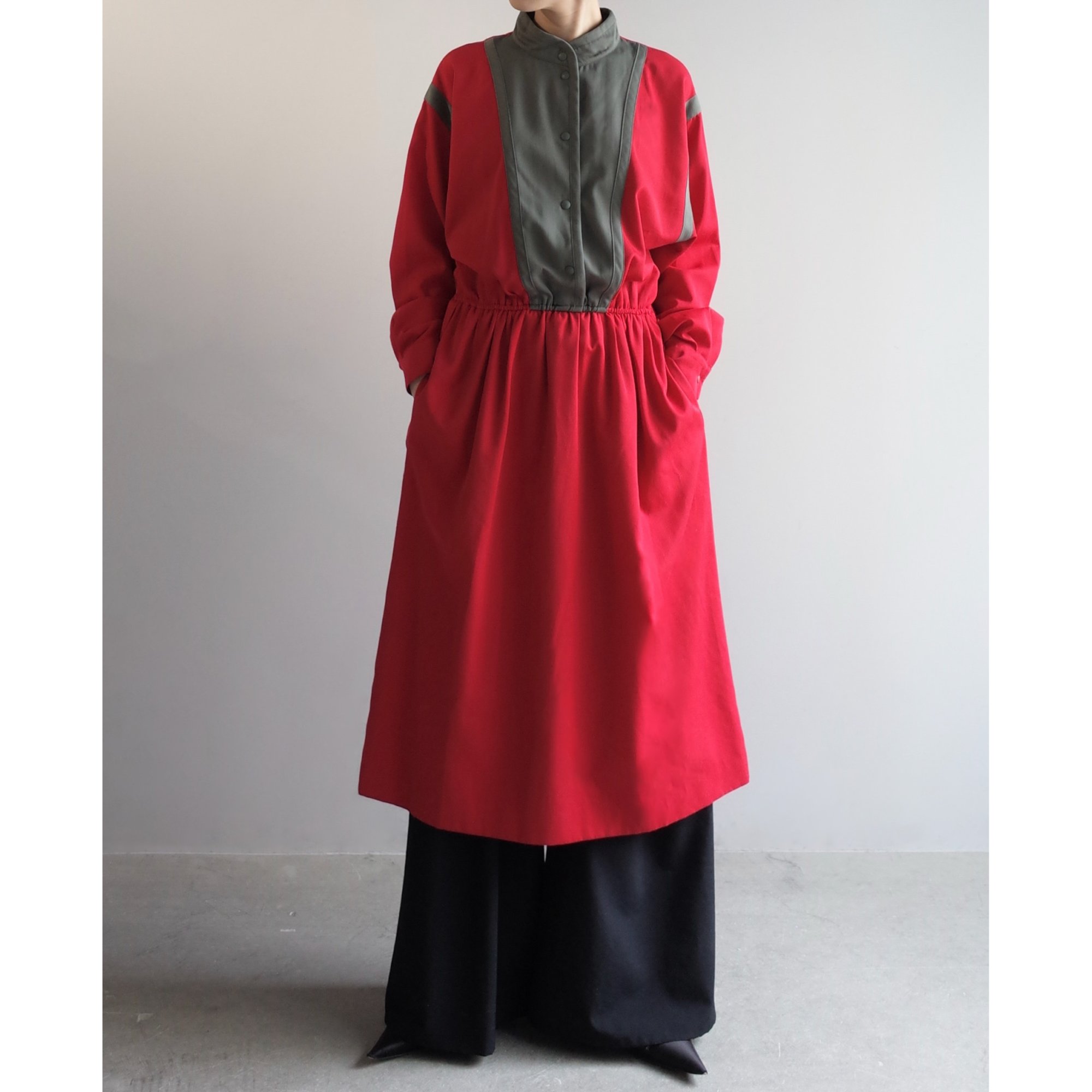 Used / TWO TONE ONE-PIECE