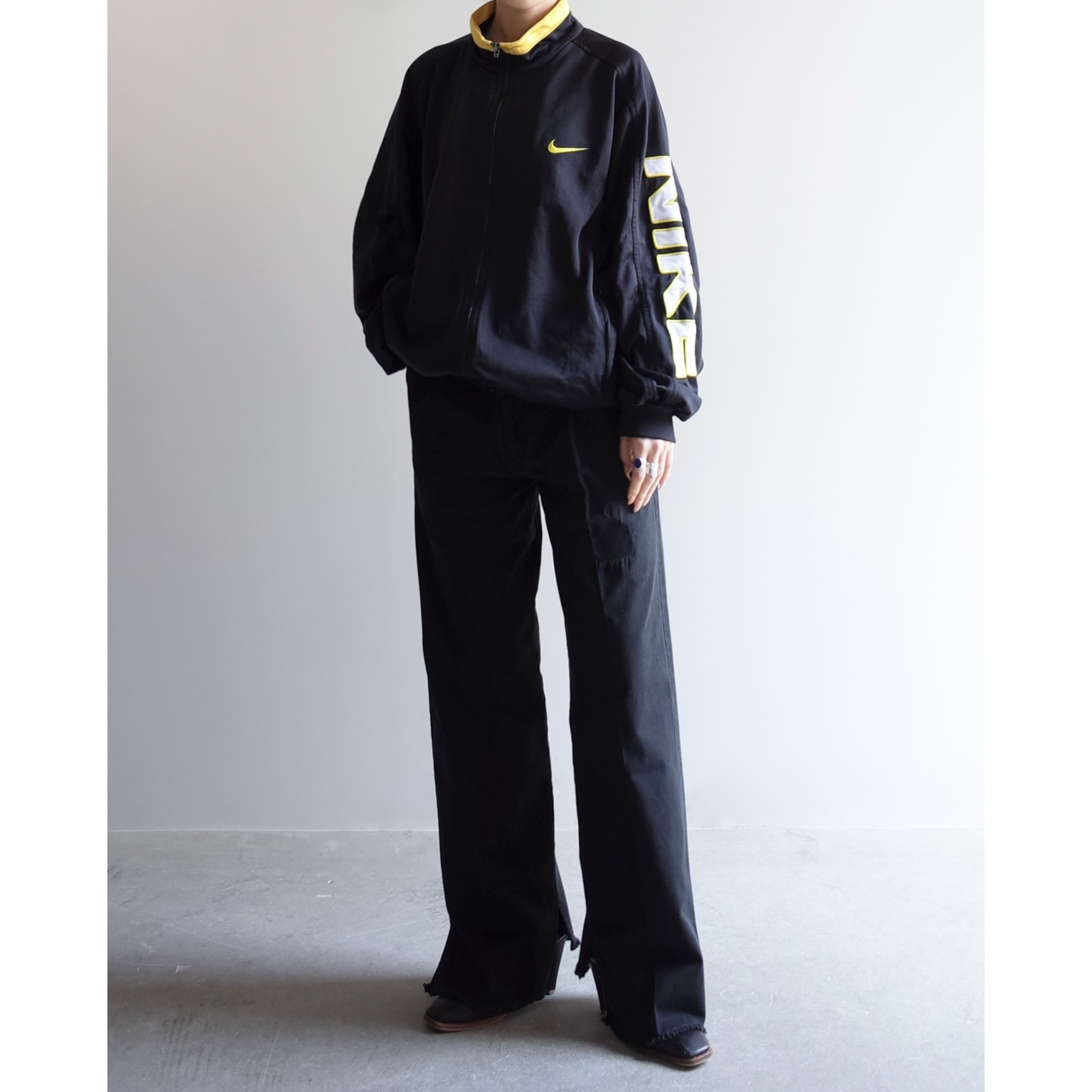 ★Used / NIKE TRACK JACKET