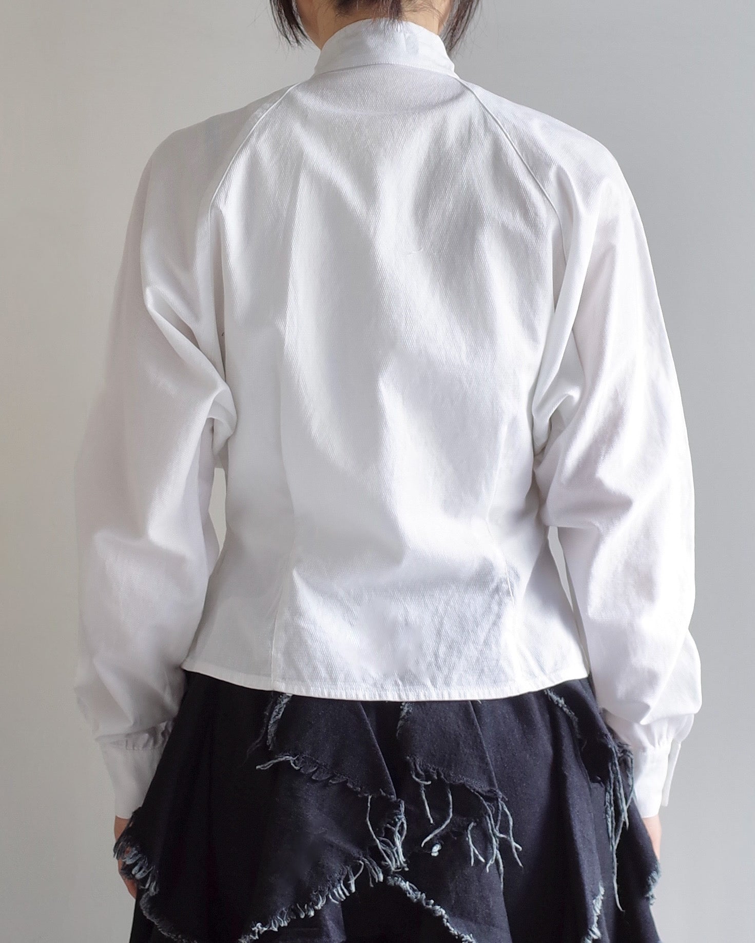 Used / Weekend Max Mara BOW TIE SHIRT