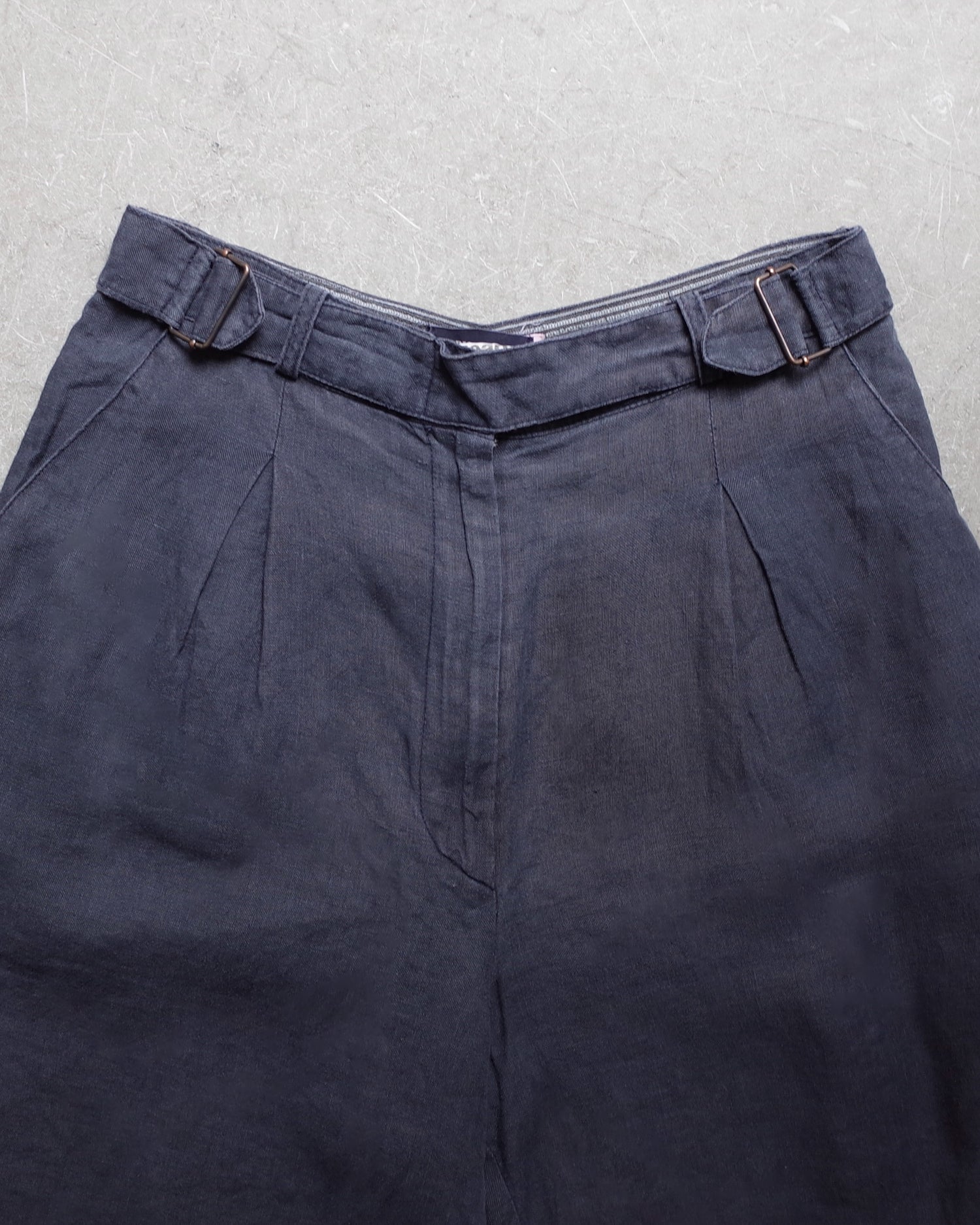Used  / ARMANI JEANS LINEN GURKHA SHORTS