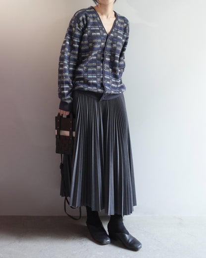 Used / VNECK CARDIGAN