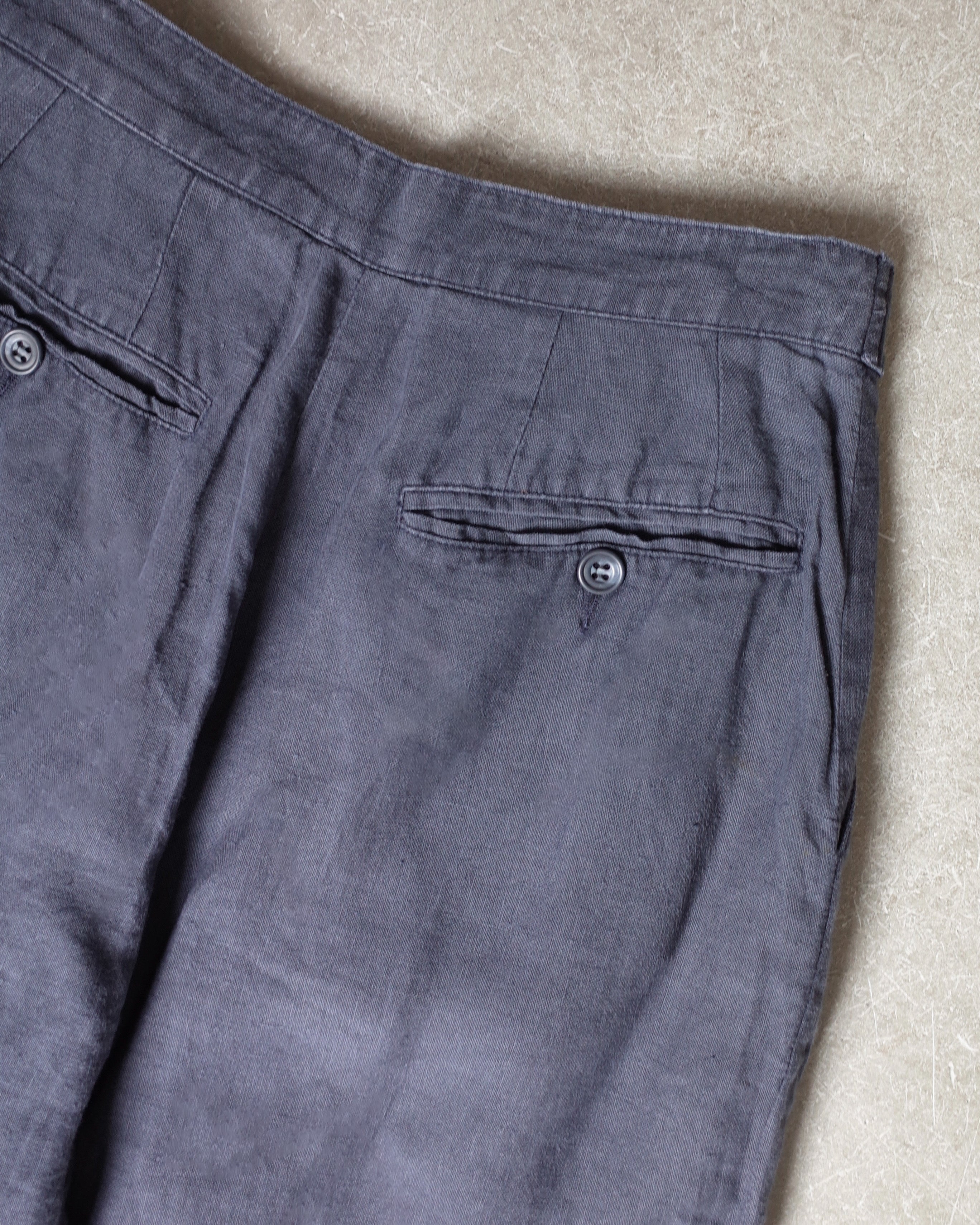 Used  / ARMANI JEANS LINEN GURKHA SHORTS