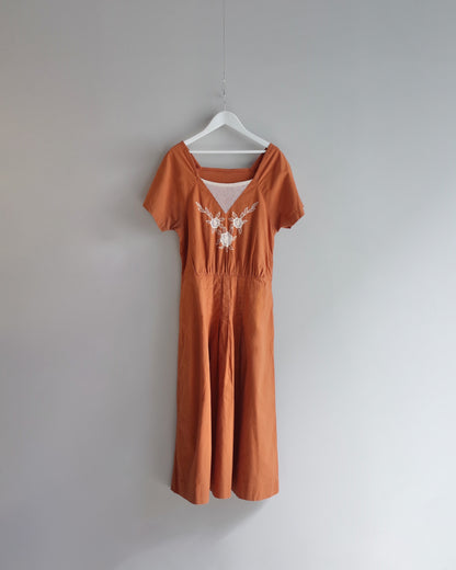 Used / ETHNIC HALFSLEEVE ONEPIECE