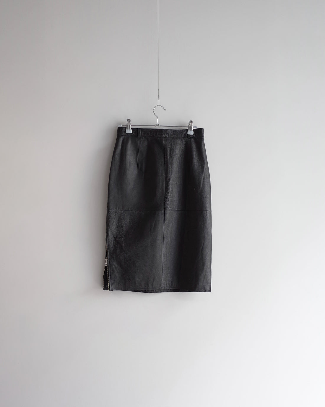 Used  / LEATHER SKIRT