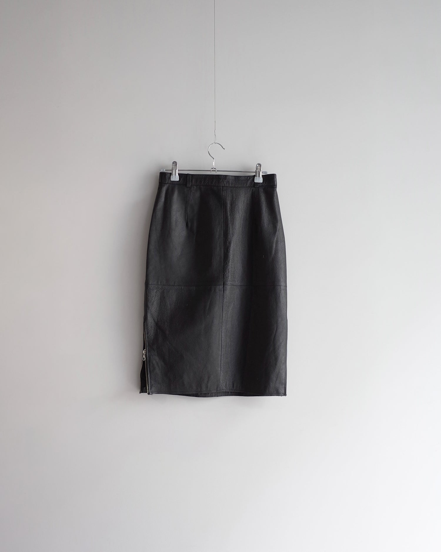 Used  / LEATHER SKIRT