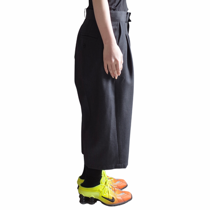 THREE QUARTER WOOL 2TUCK TROUSERS