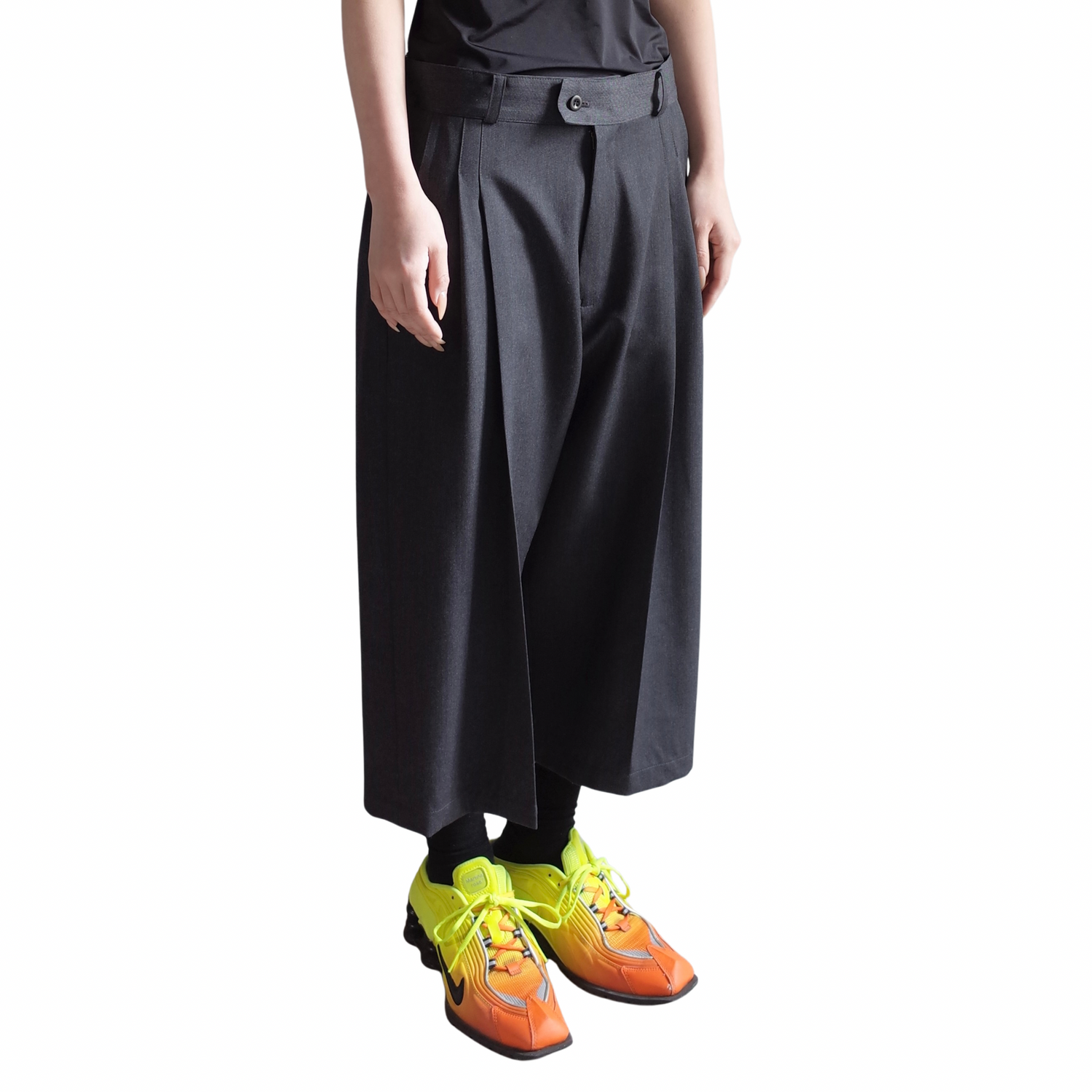 THREE QUARTER WOOL 2TUCK TROUSERS