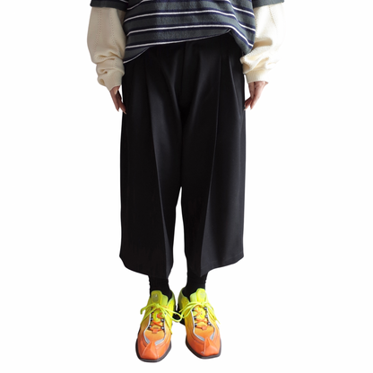 THREE QUARTER WOOL 2TUCK TROUSERS
