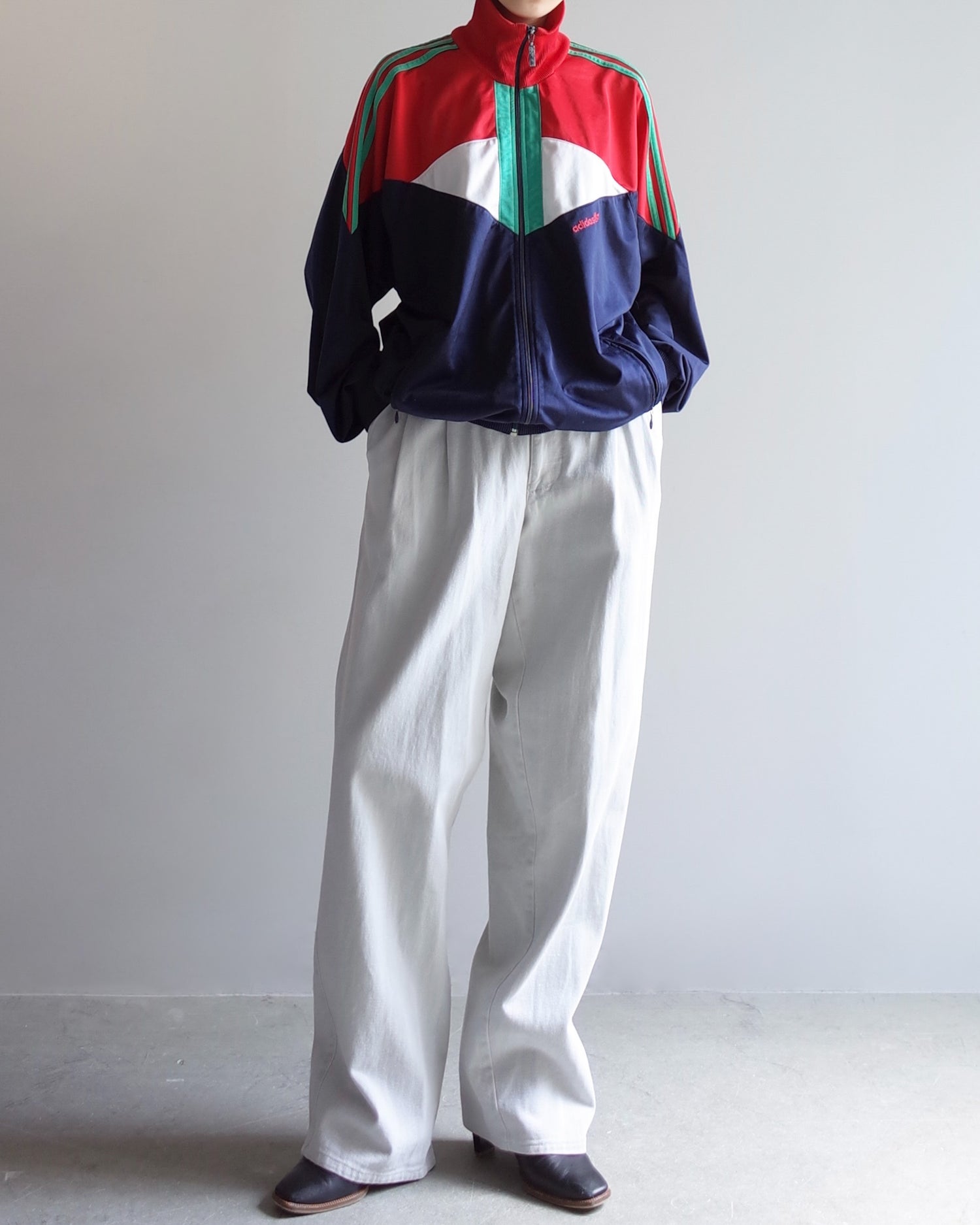 ★Used / 90s adidas TRACK JACKET