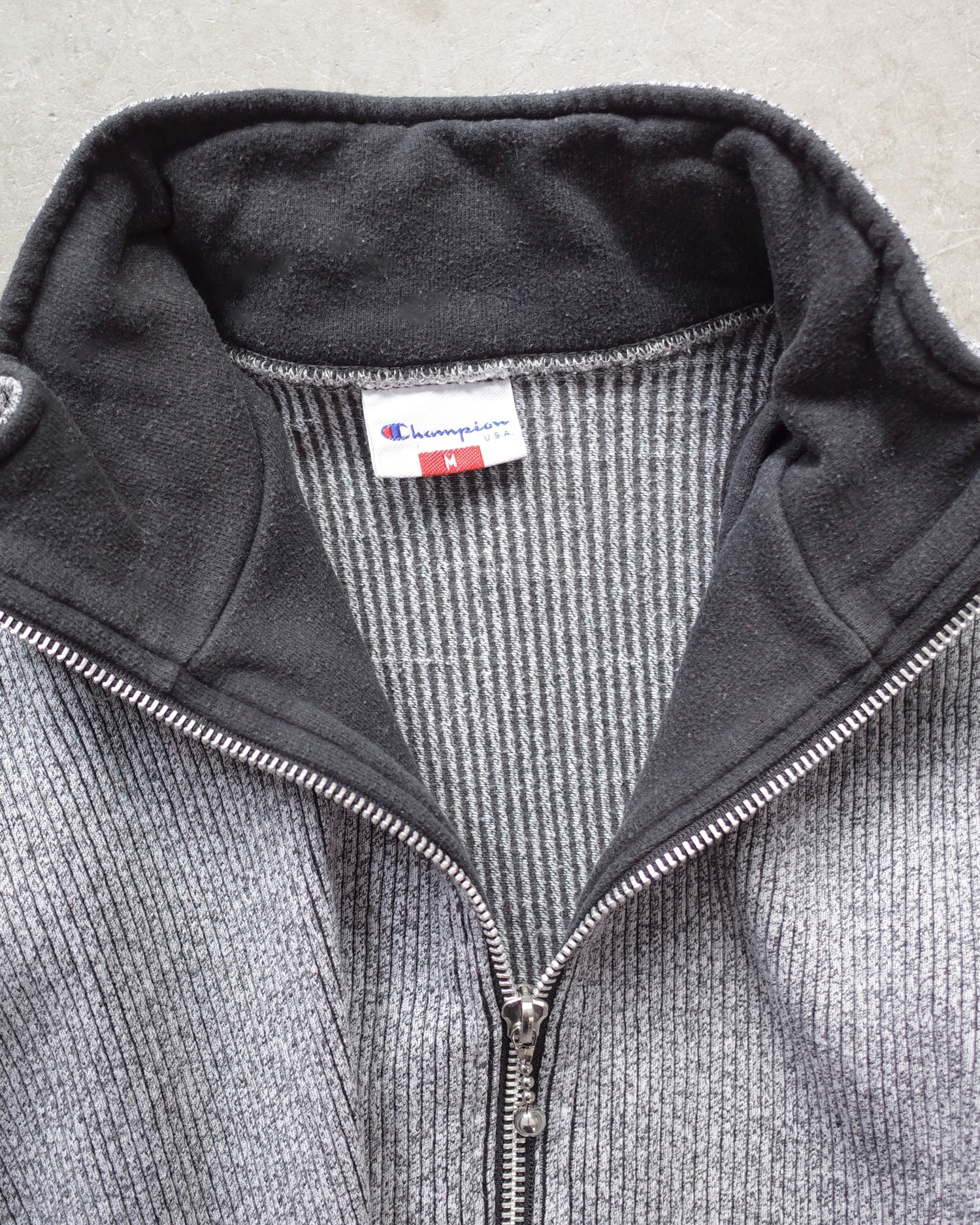 Used / champion ZIP TOPS