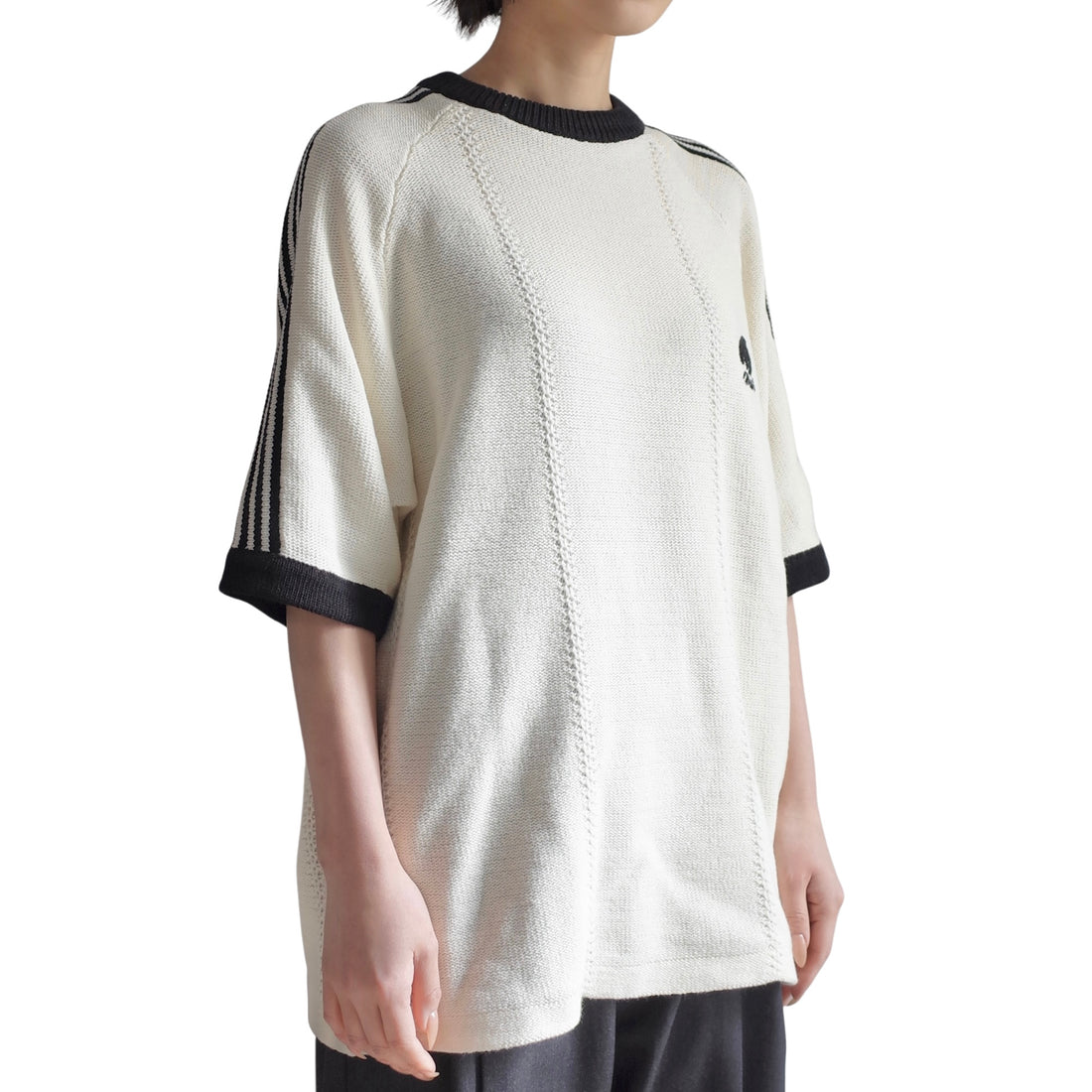 KNITTED TRAINING T-SHIRT