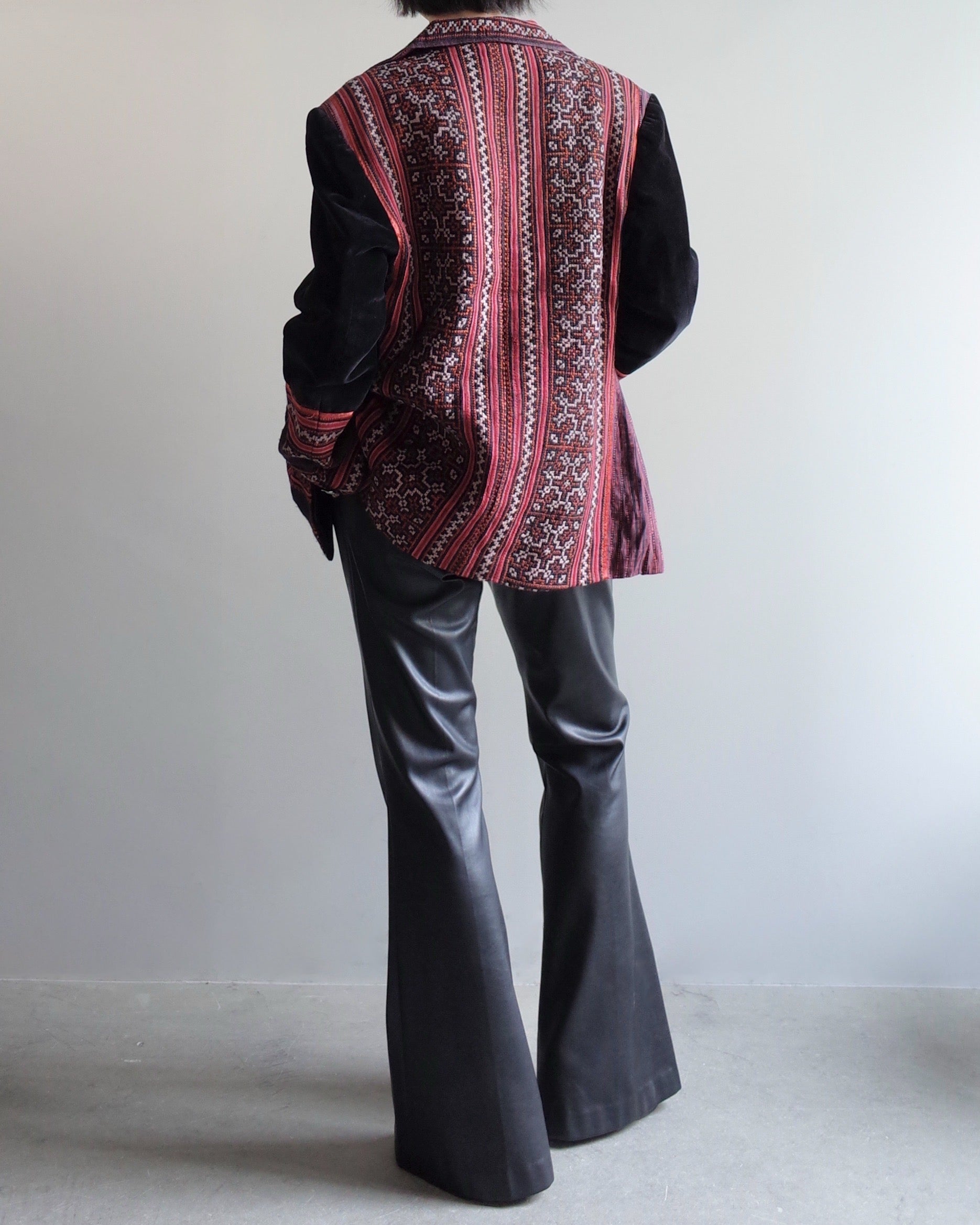 Used / ETHNIC PATTERN VELOUR JACKET