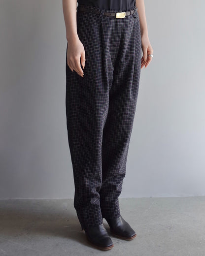 Used / TAPERED PANTS