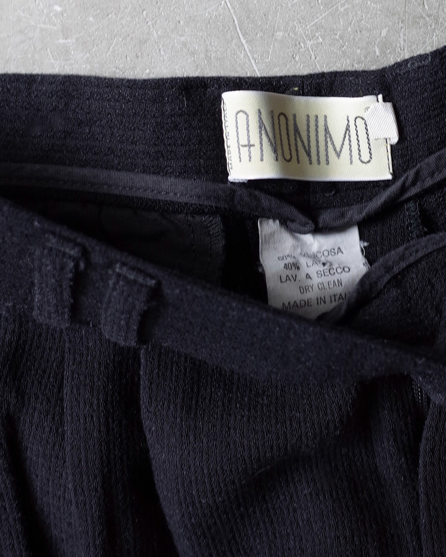 Used  / TWOTUCK SEMI WIDE TAPERED PANTS