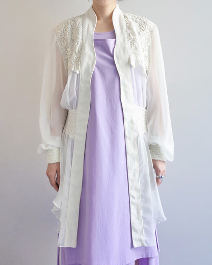 Used / LACE GOWN