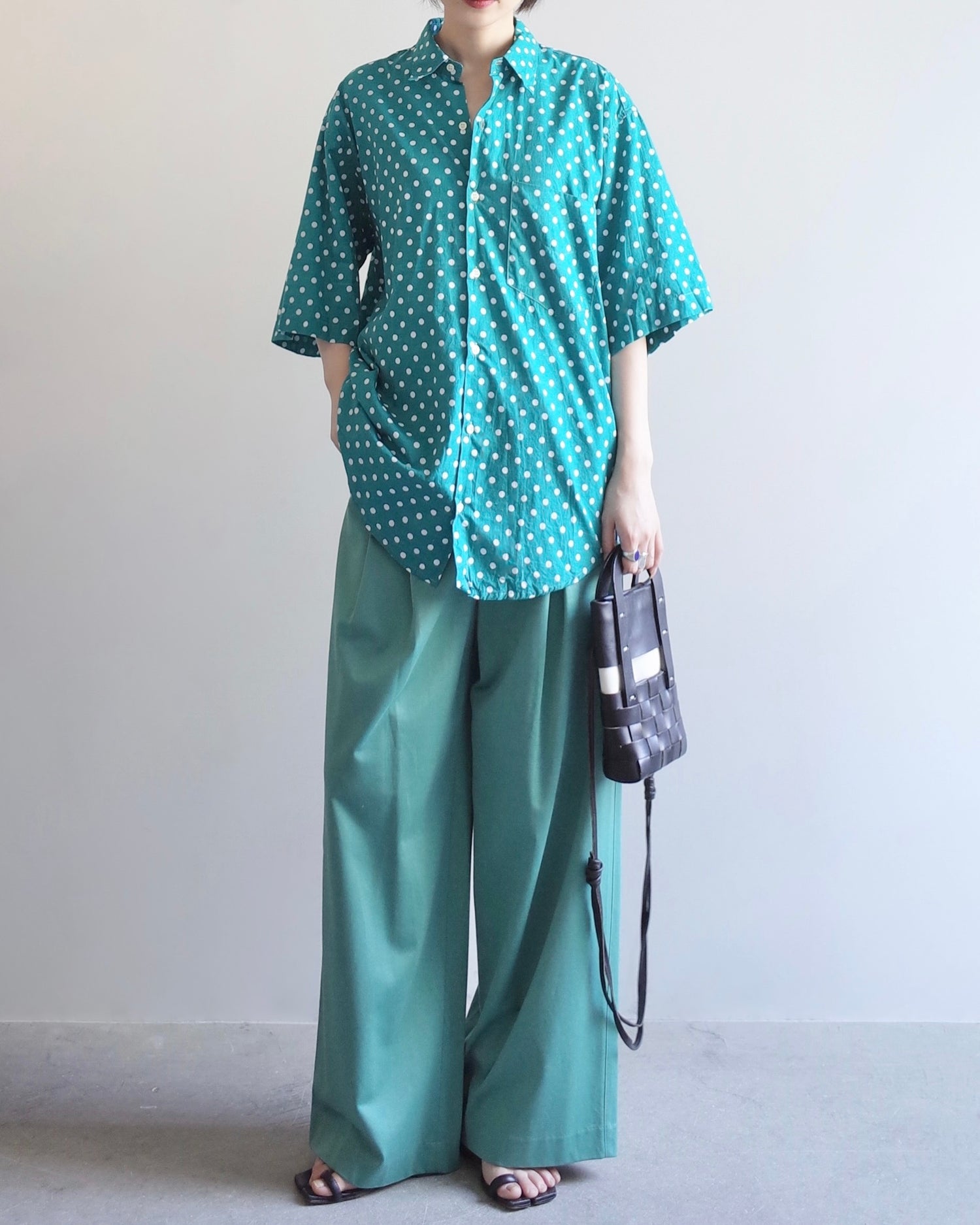 Used / HALF SLEEVE DOT SHIRT