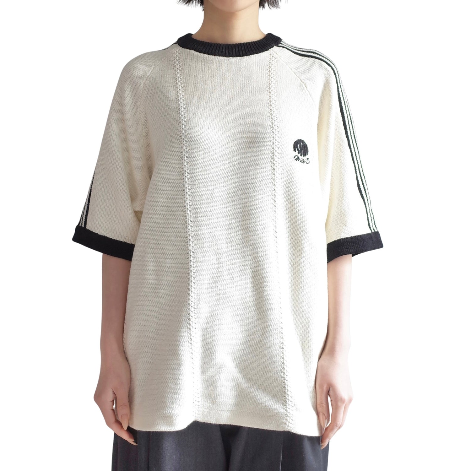 KNITTED TRAINING T-SHIRT