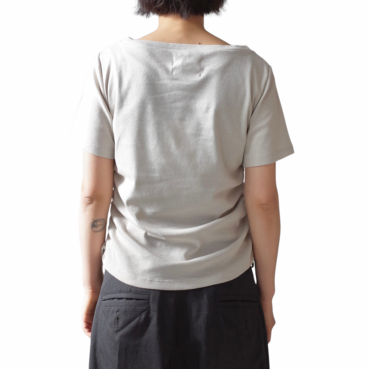 RIBED MINI DRAPE TEE