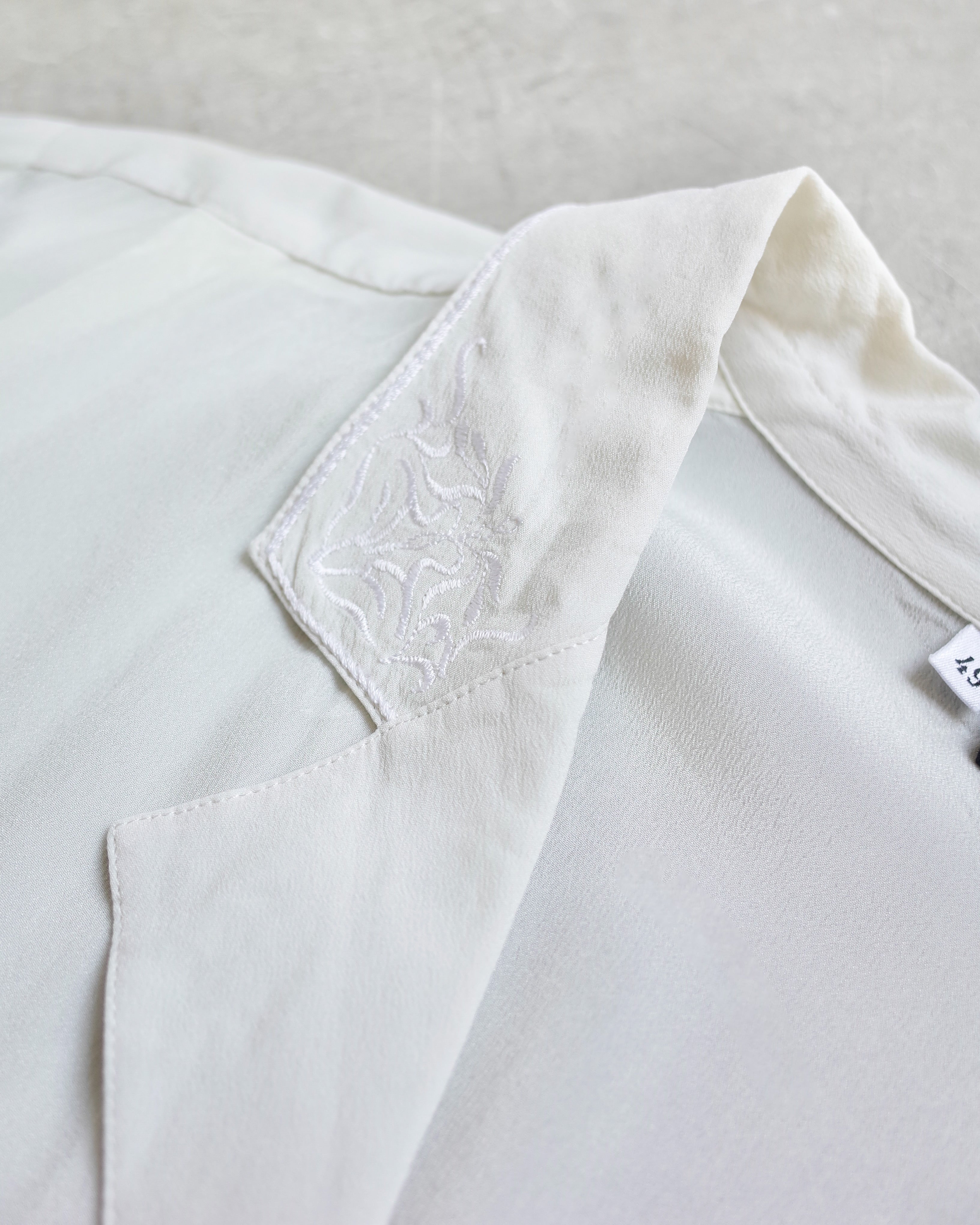 Used / OPEN COLLAR SHIRT