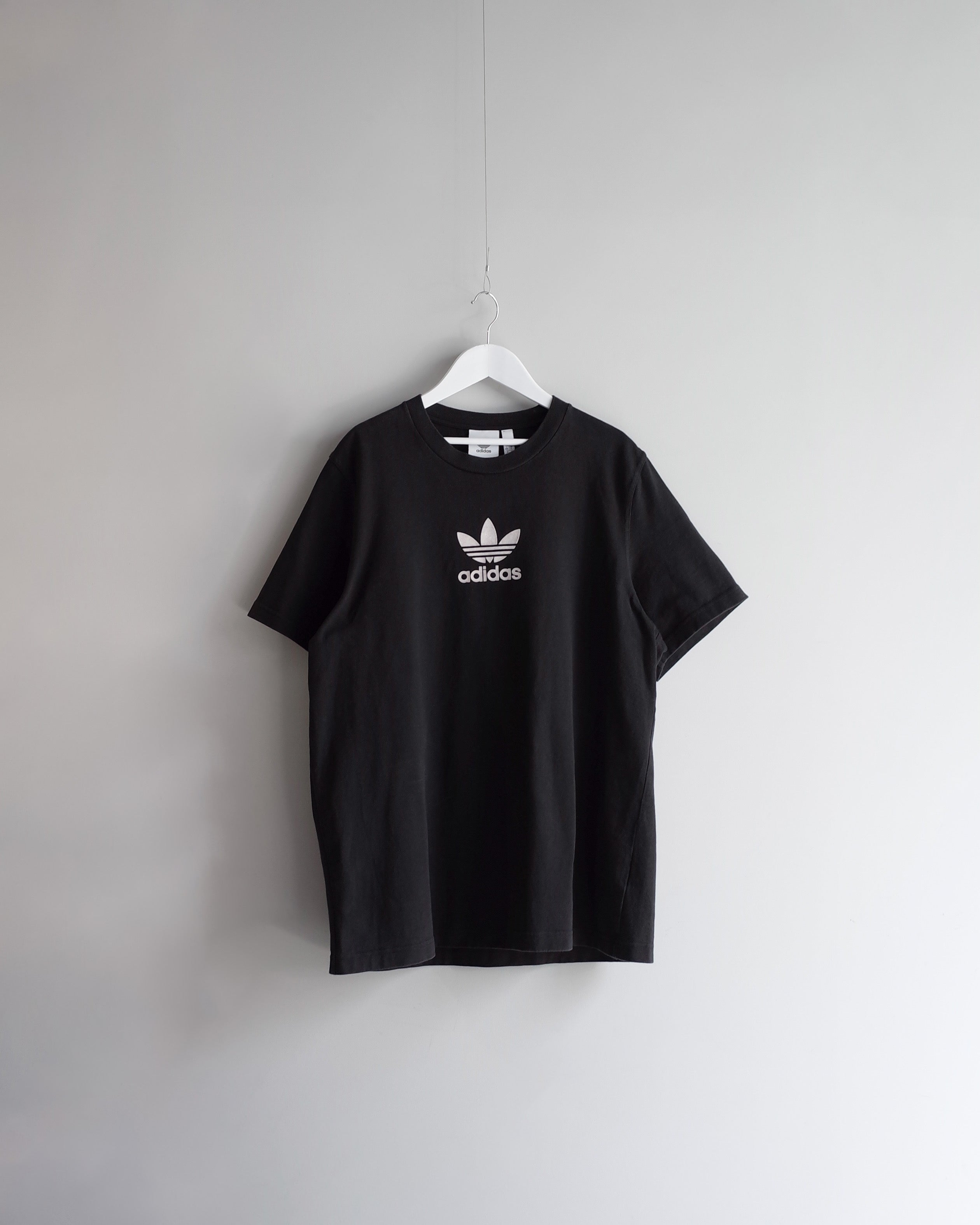 ★Used  / adidas BASIC TEE