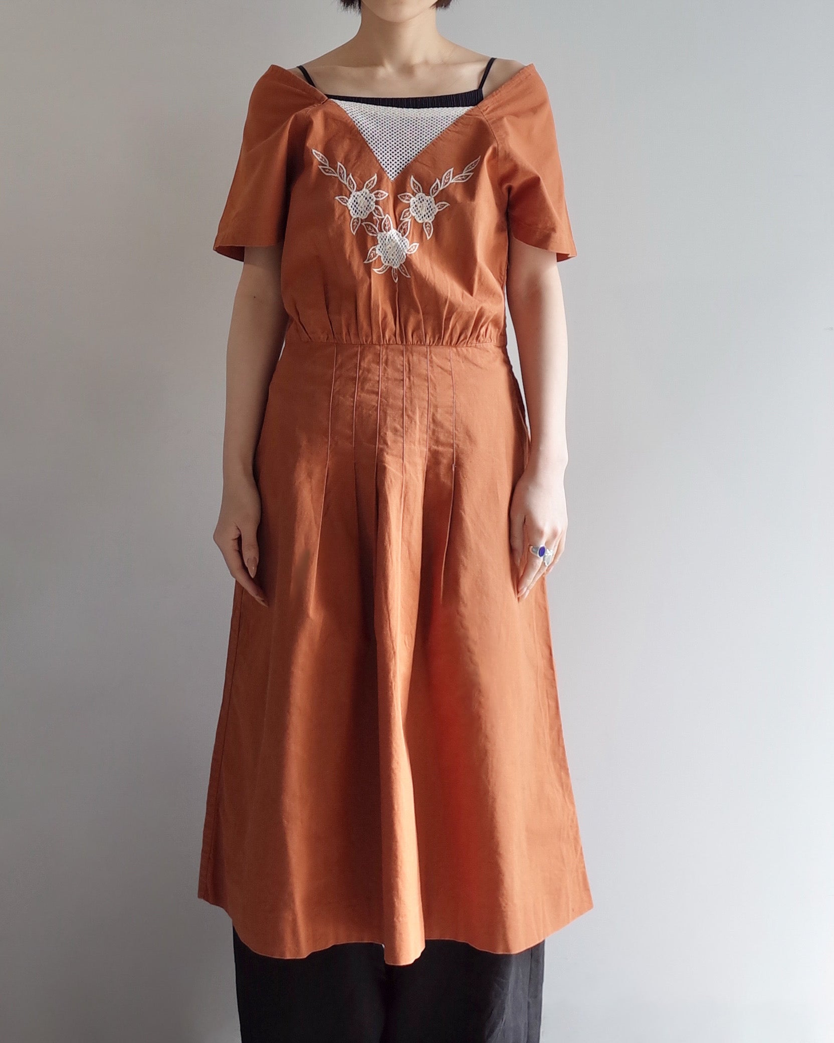 Used / ETHNIC HALFSLEEVE ONEPIECE