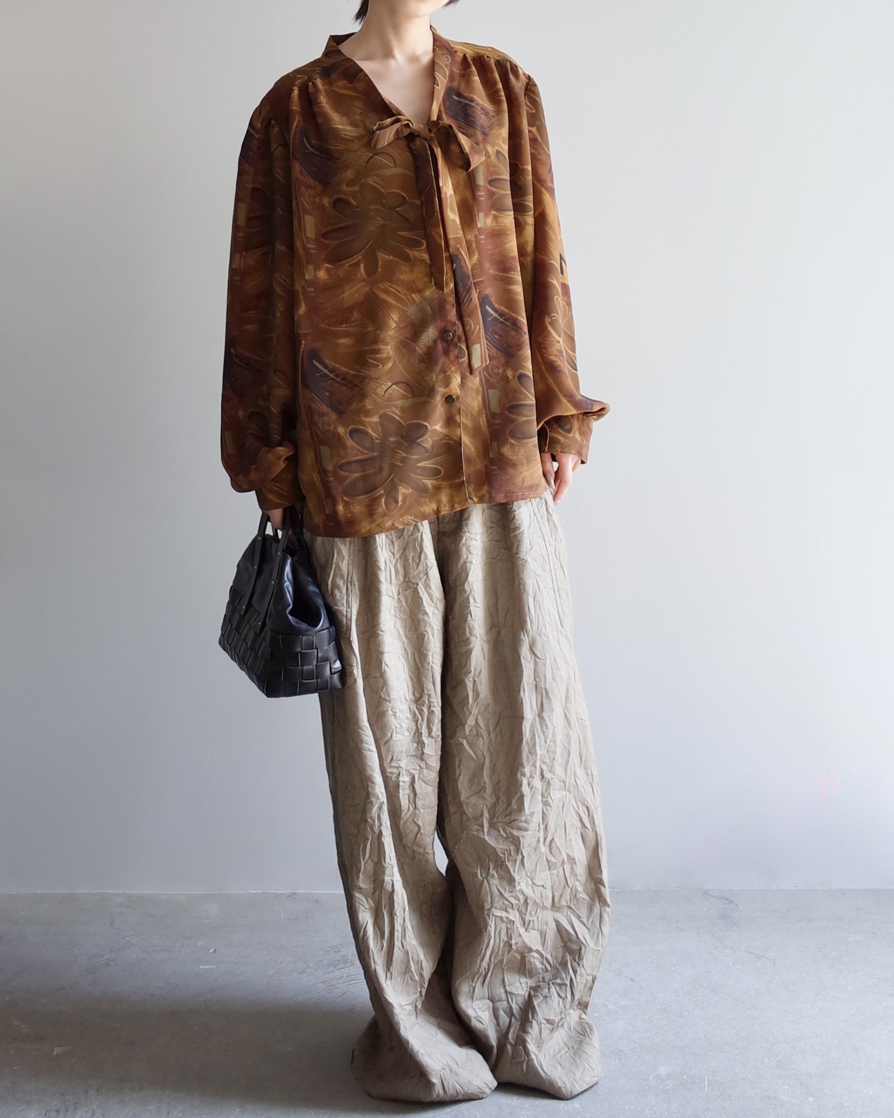 Used / BOW TIE BLOUSE