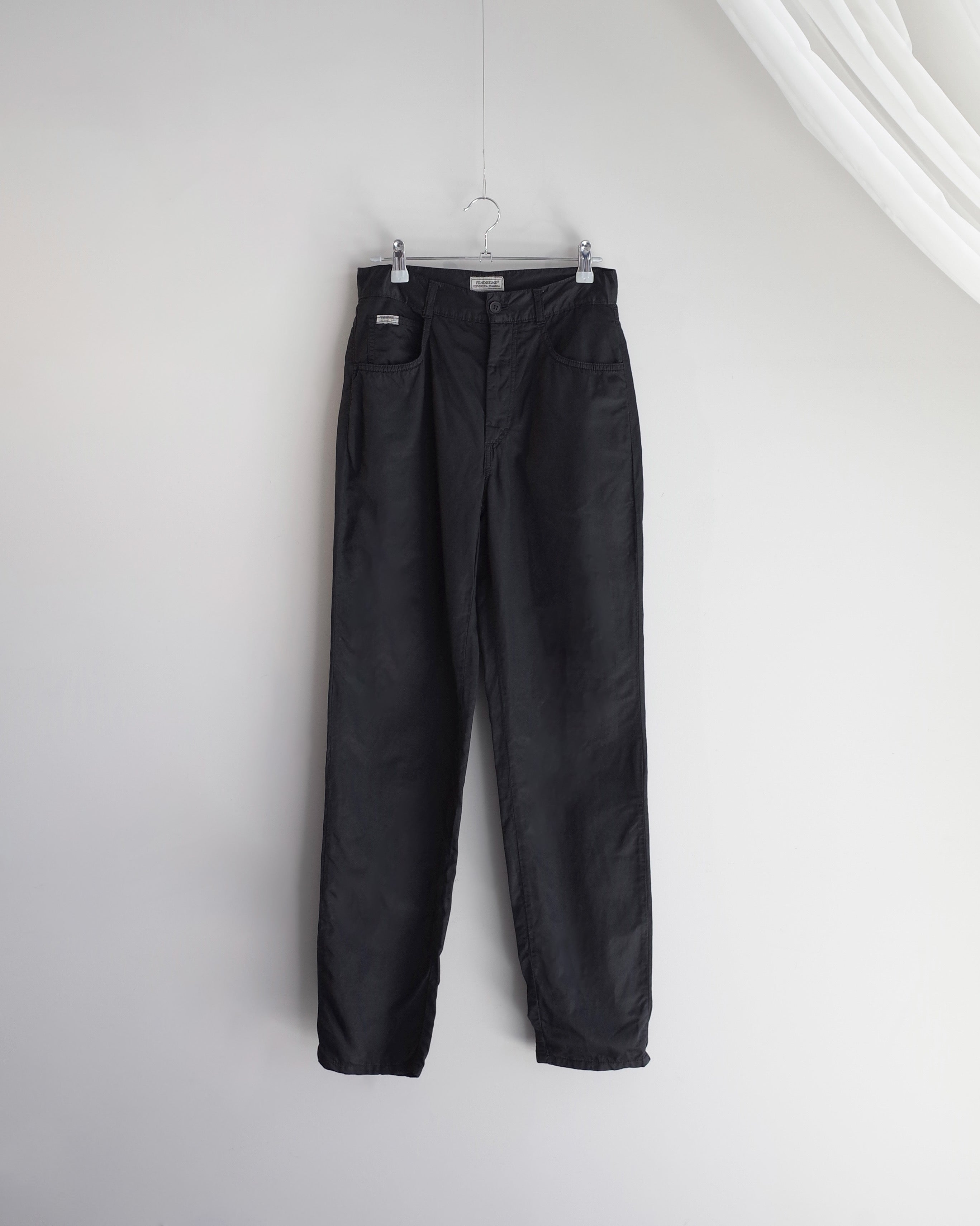 Used / TAPERED PANTS